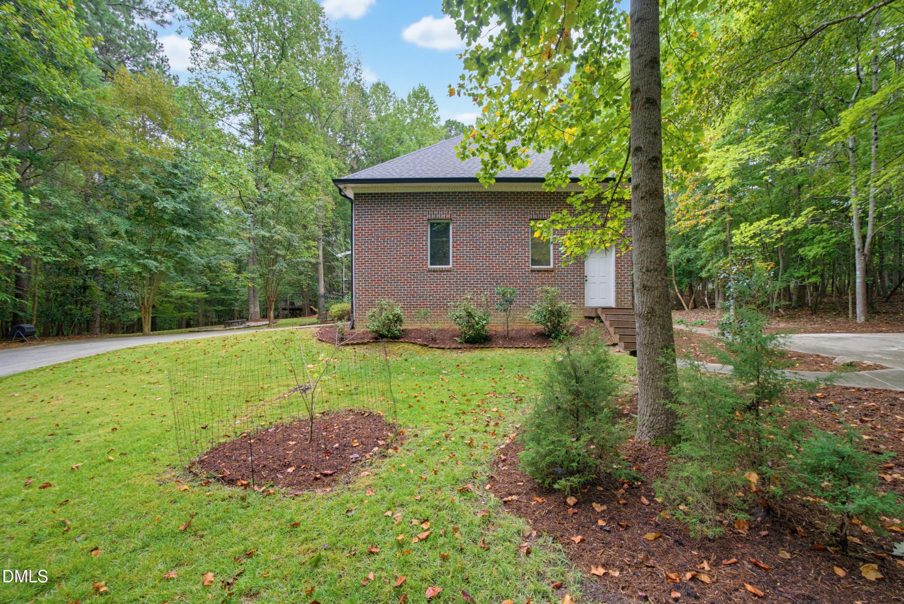 1105 Erins Way Lane Property Photo 63