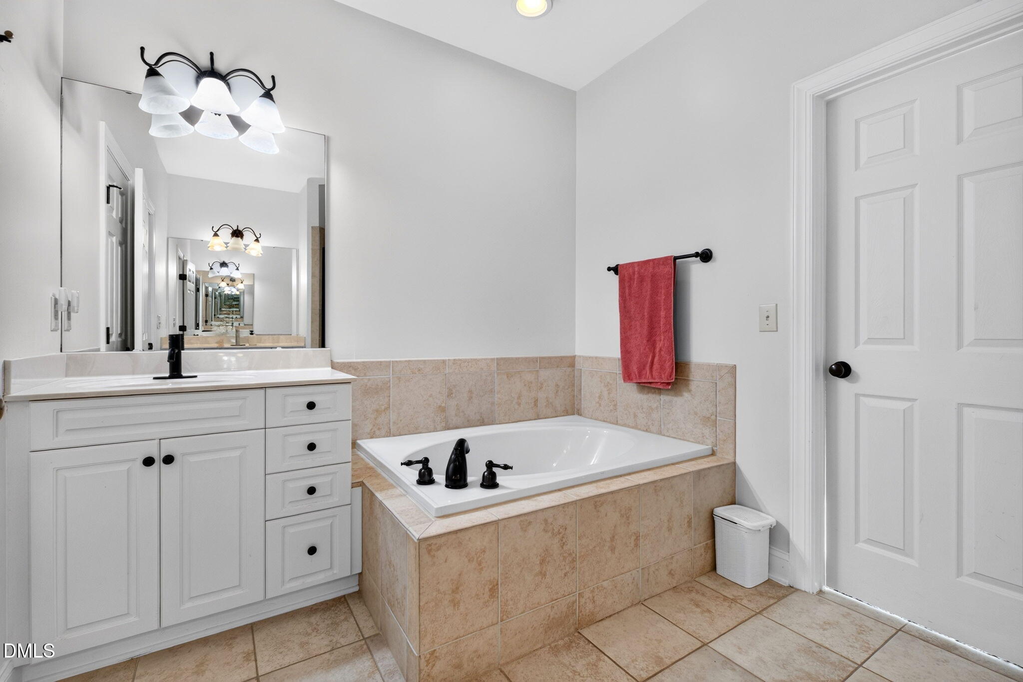 11515 Azari Court Property Photo 27