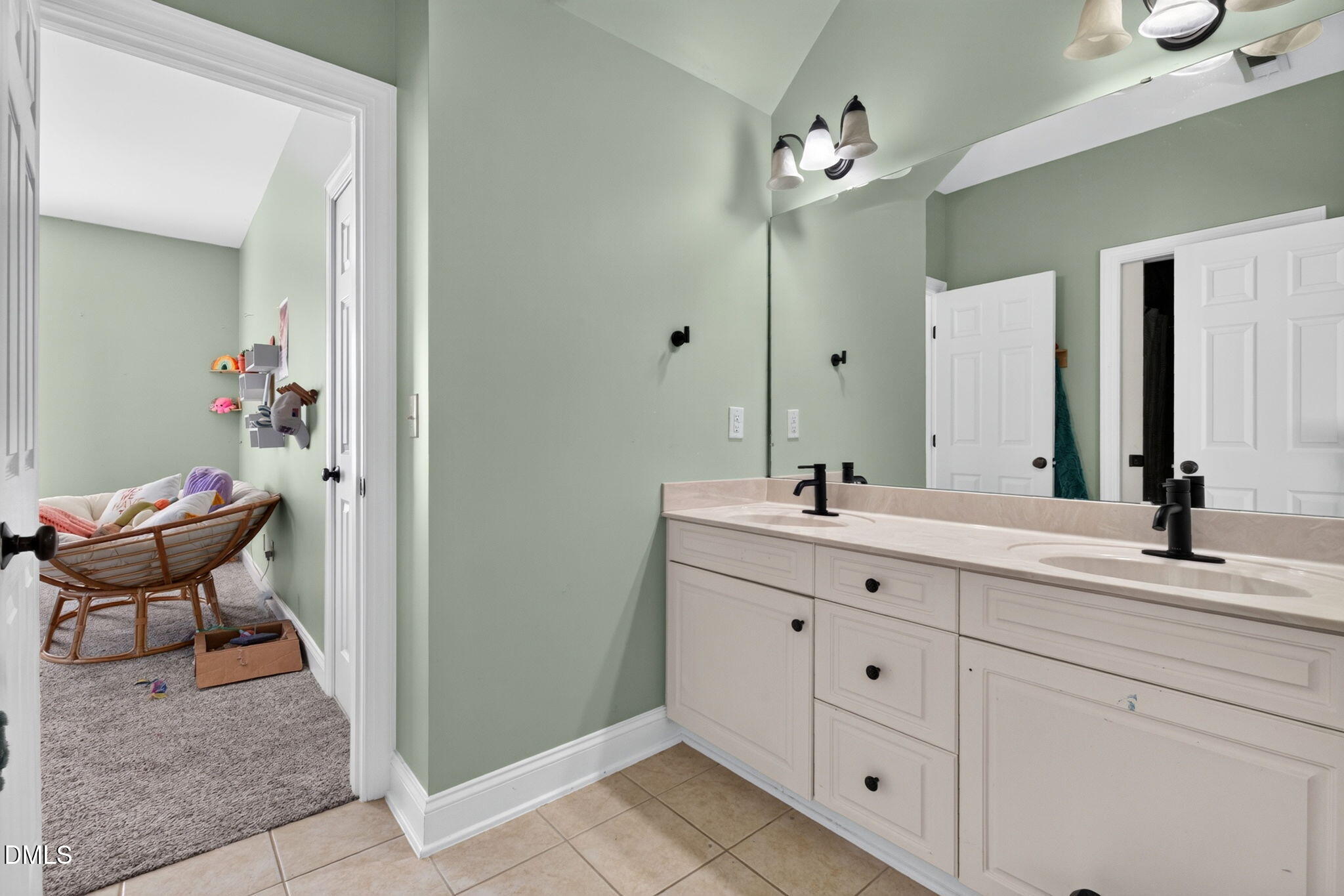 11515 Azari Court Property Photo 34