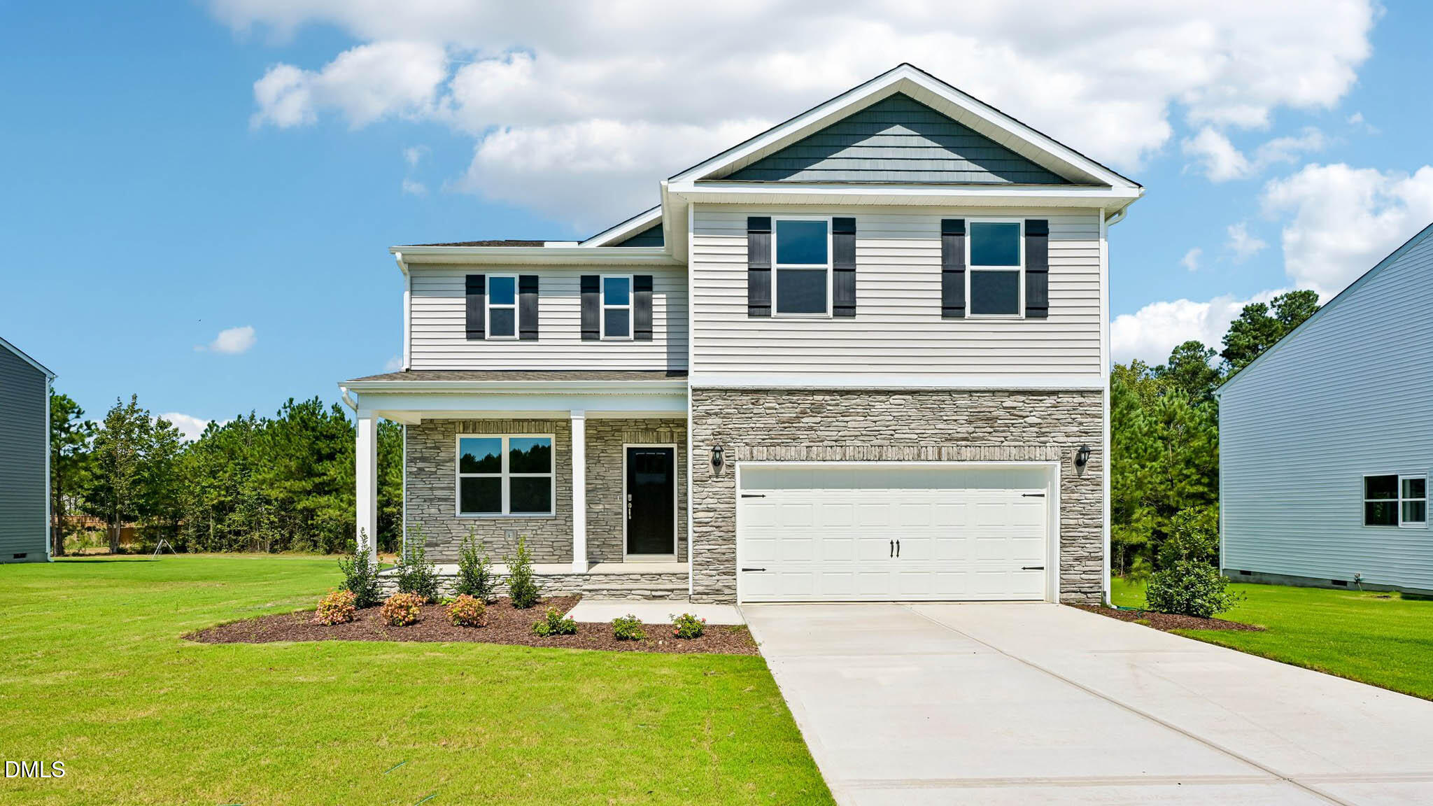 86 Tiger Eye Drive Property Photo 1