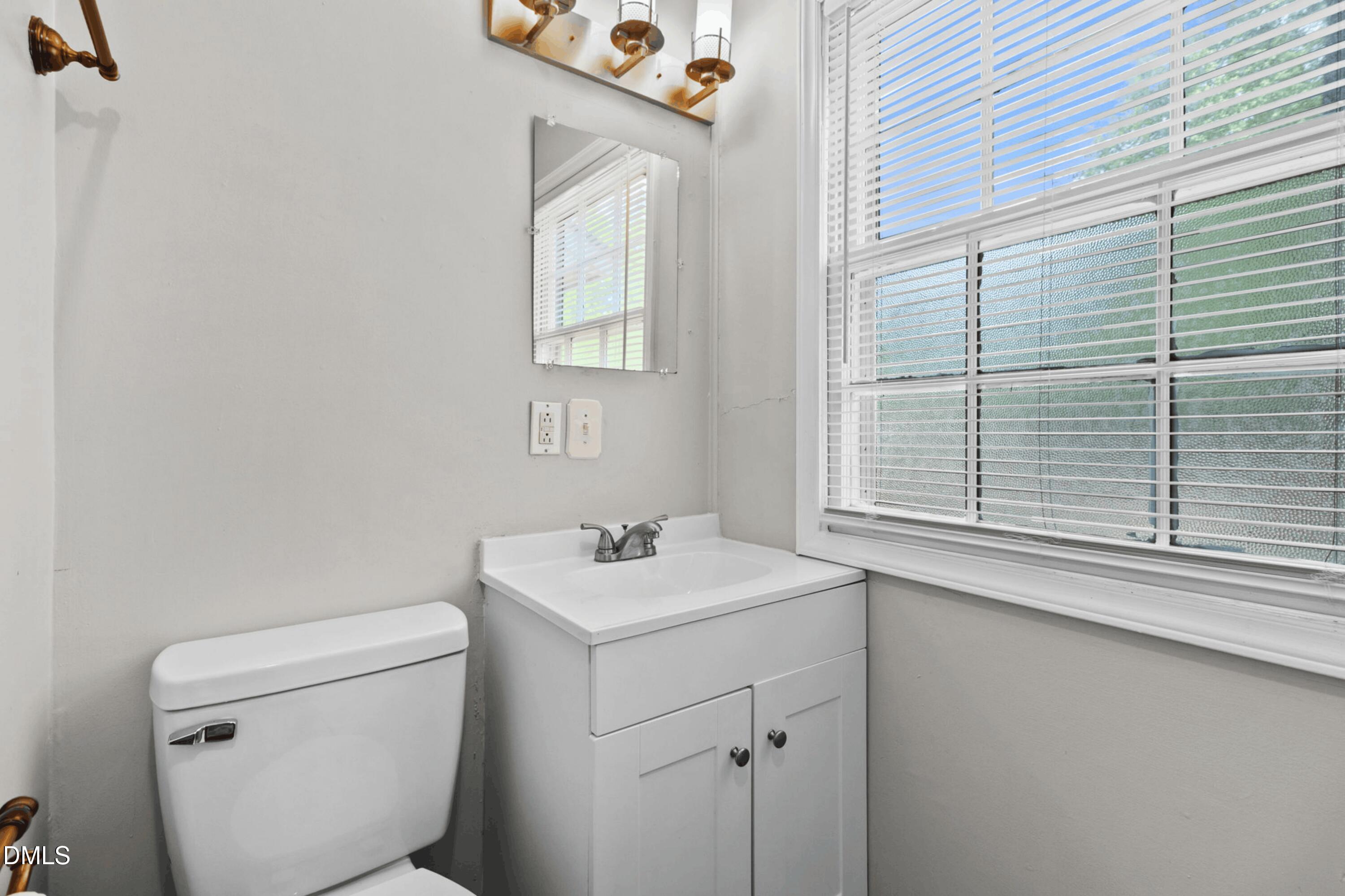 4917 Ashton Road Property Photo 12