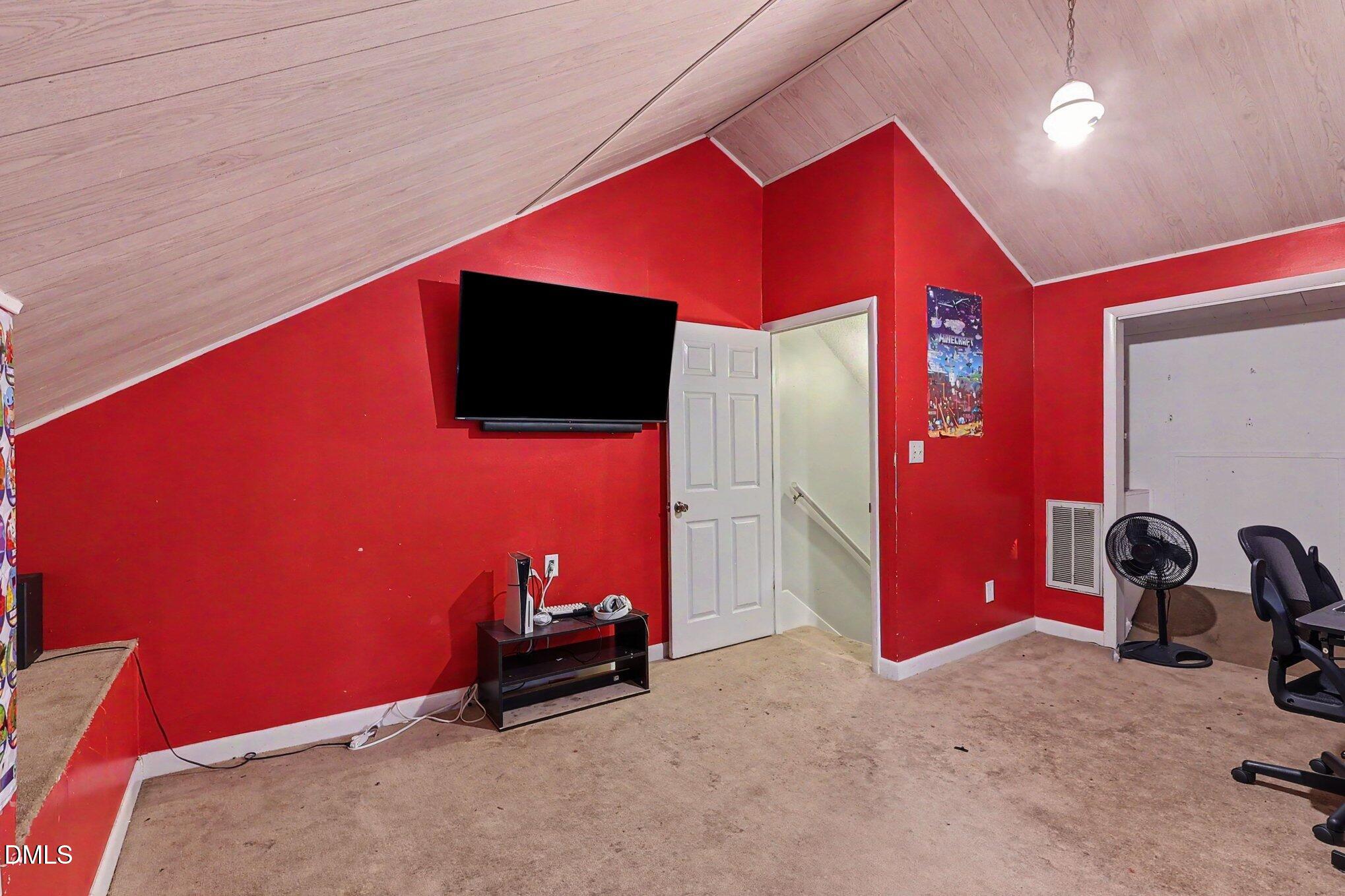 5 Deer Lake Trail Property Photo 11