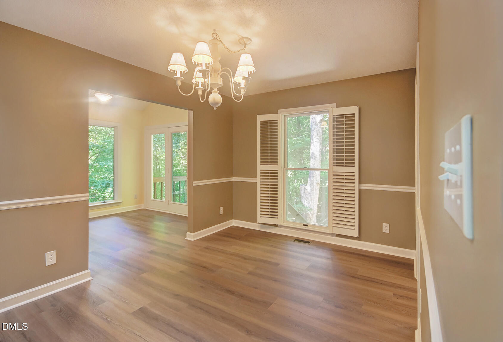 464 Beechmast Property Photo 15