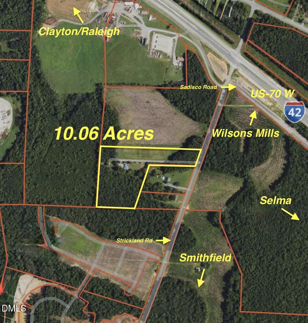 1595 Strickland Road Property Photo 1