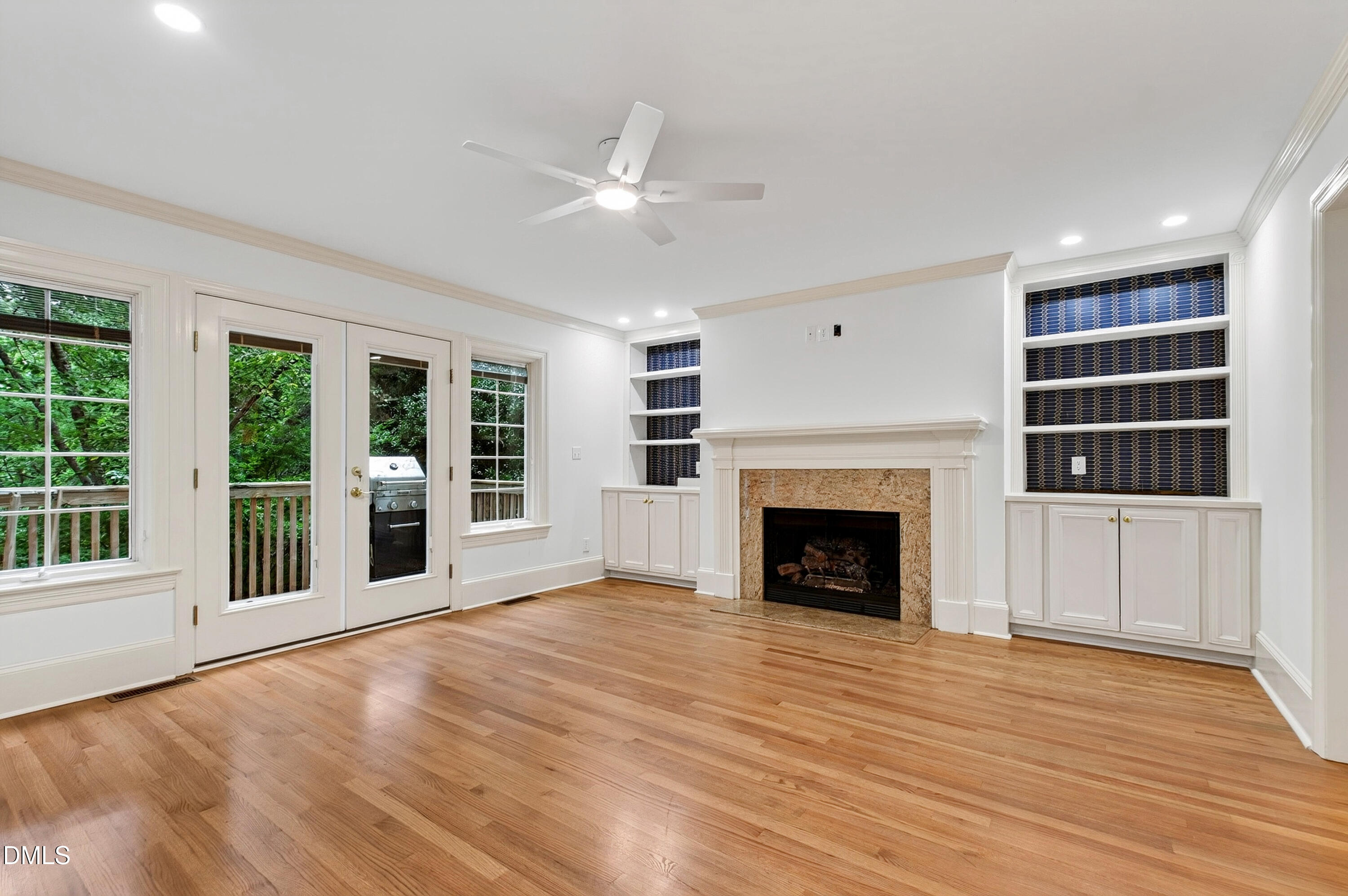 2709 Webb Street Property Photo 16