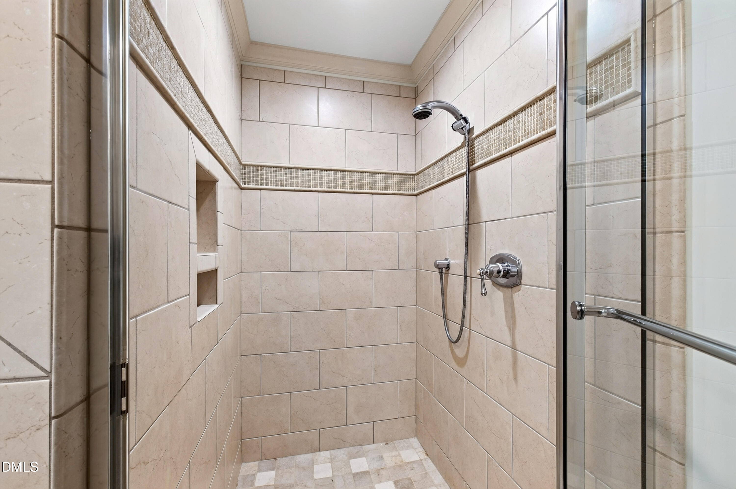 2709 Webb Street Property Photo 26