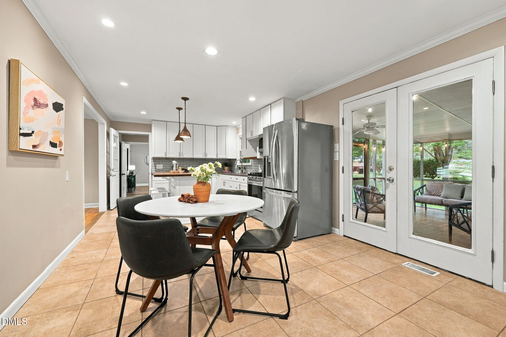 2705 Newquay Street Property Photo 7