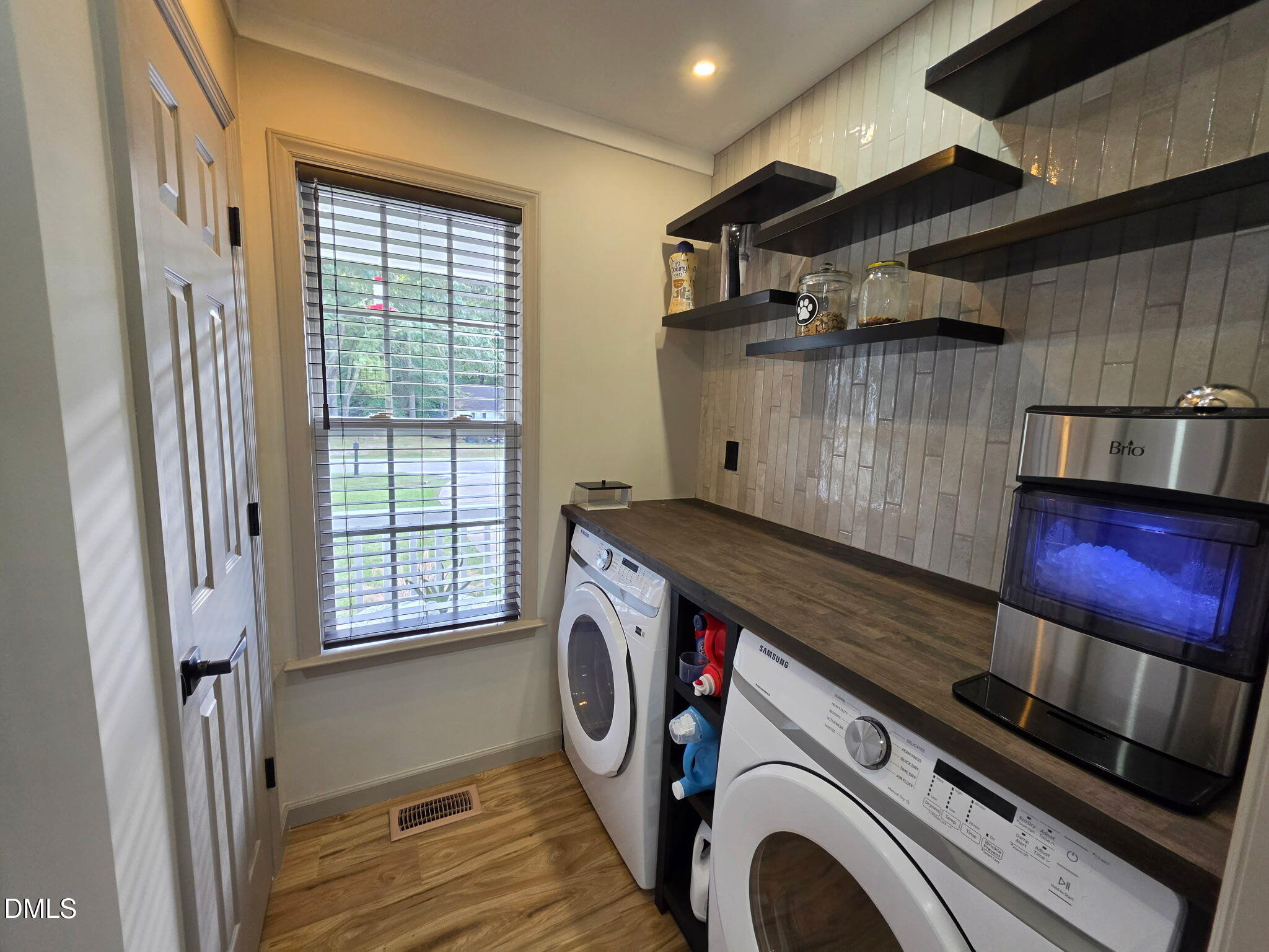62 Chickadee Court Property Photo 8