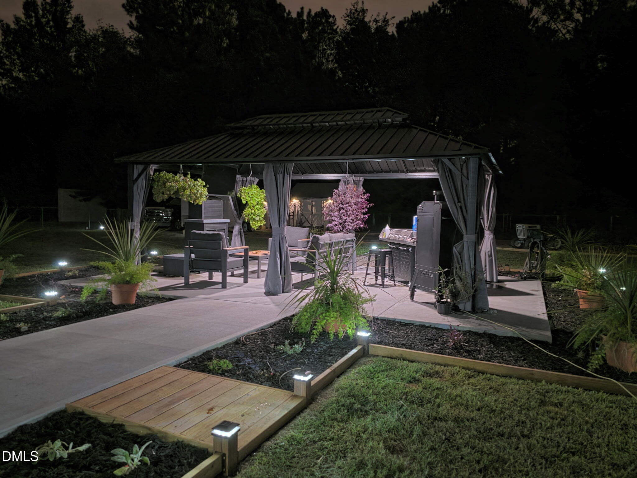 62 Chickadee Court Property Photo 22