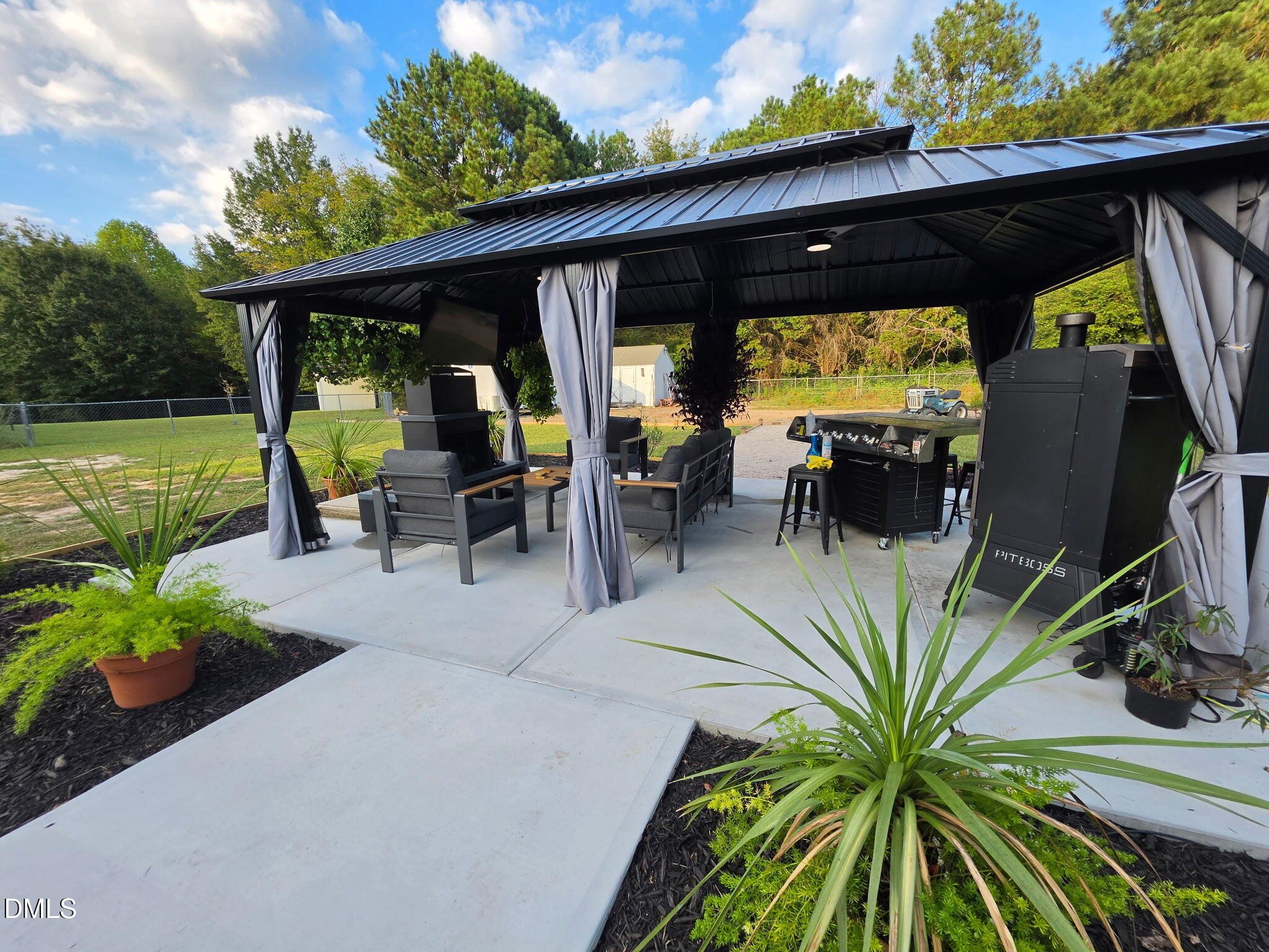 62 Chickadee Court Property Photo 24