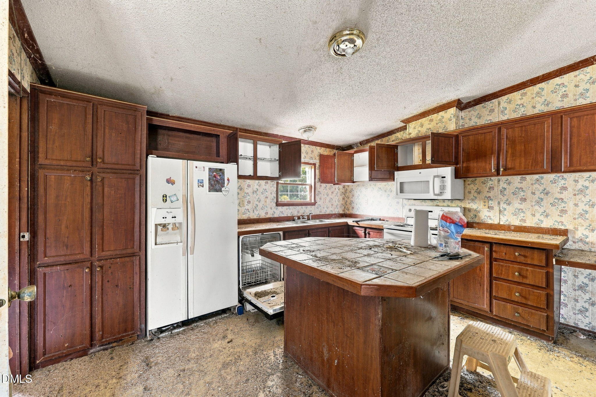 561 Schloss Road Property Photo 15