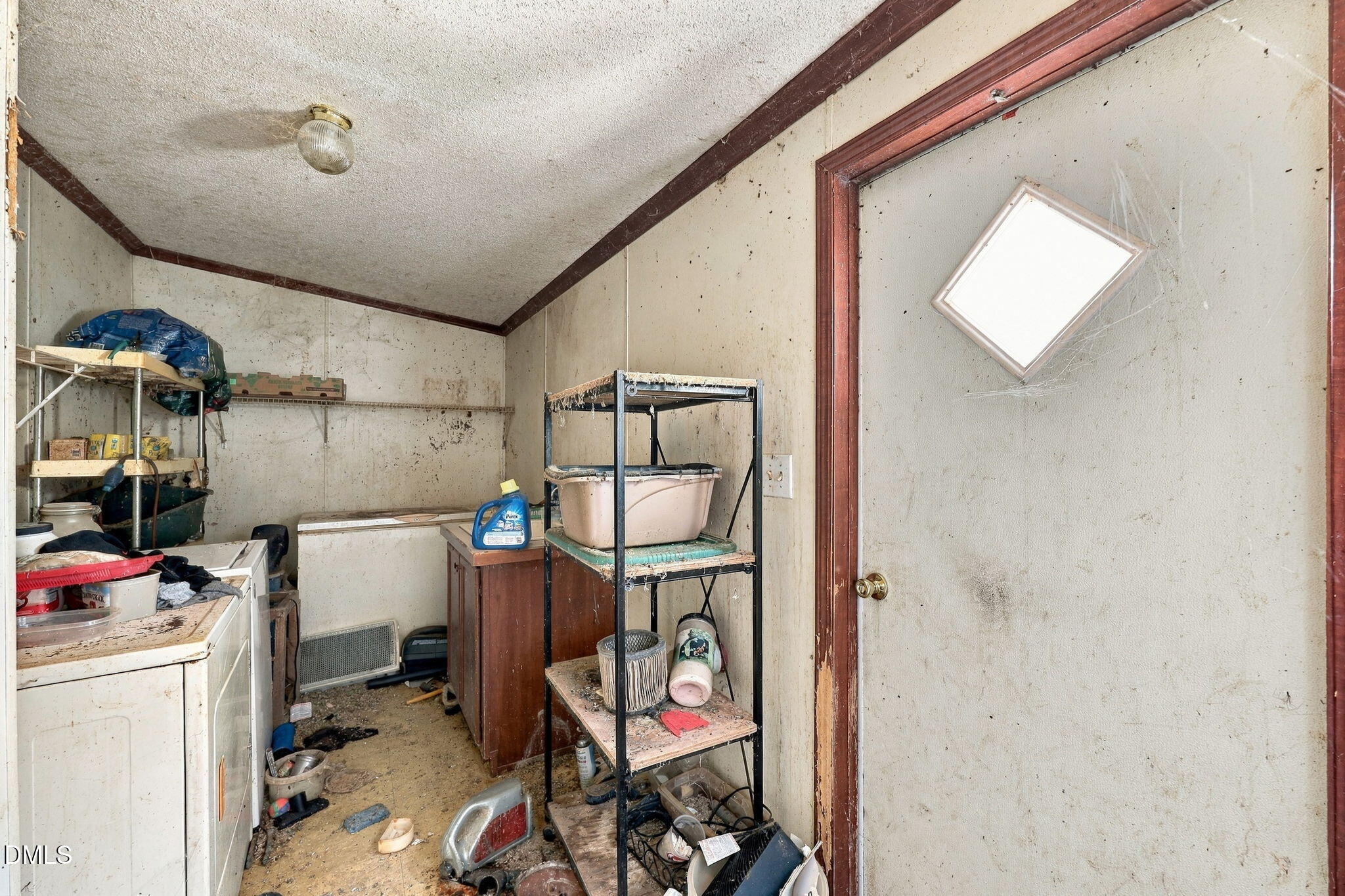 561 Schloss Road Property Photo 18