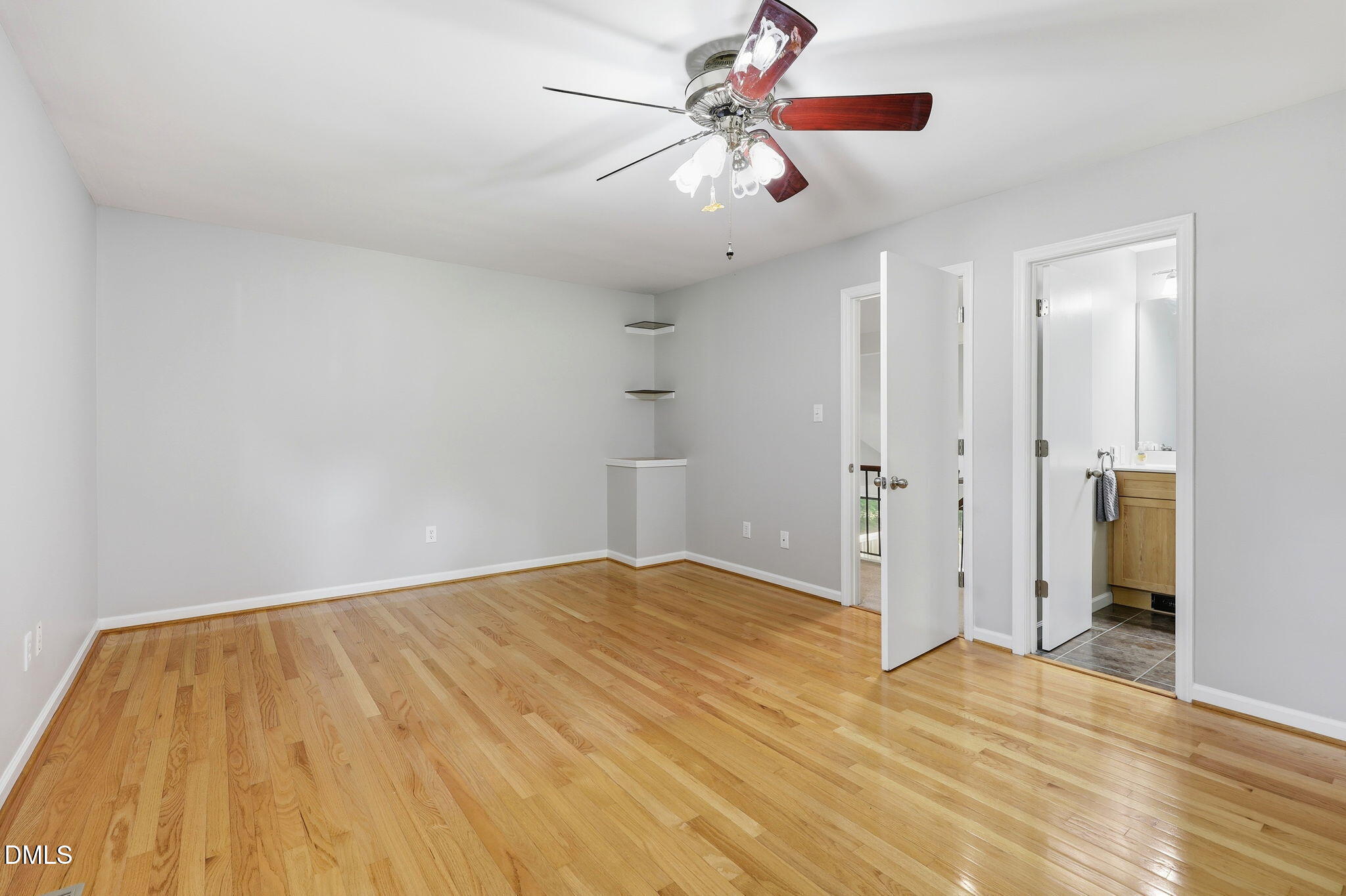 11129 Lakeshore Drive Property Photo 12