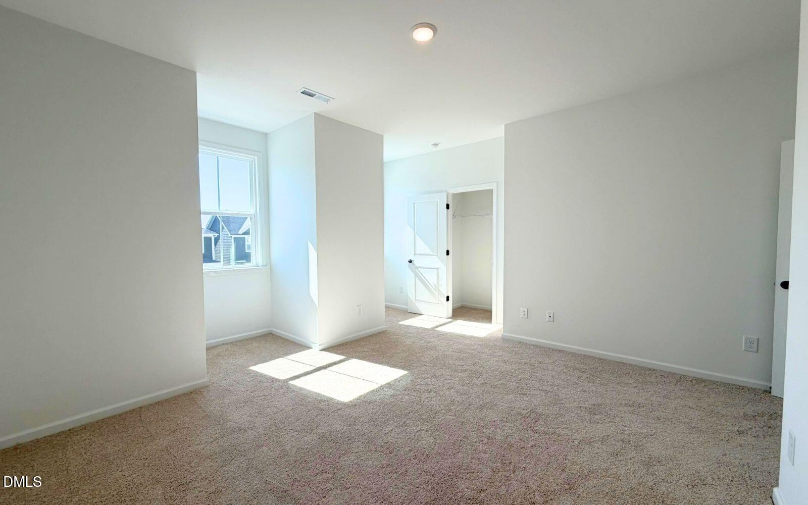 213 Night Lantern Lane Property Photo 14