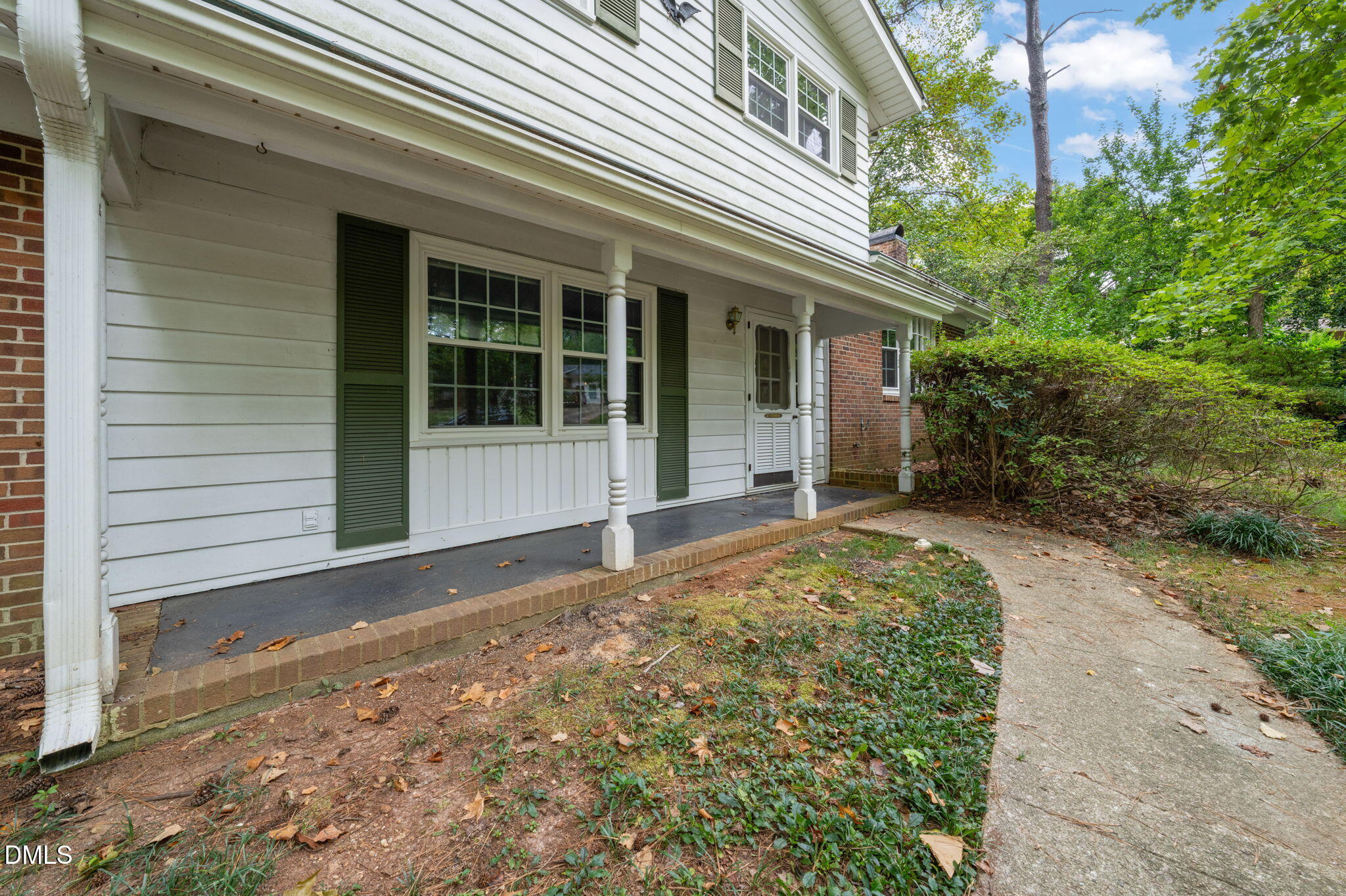 5701 Hayloft Circle Property Photo 4