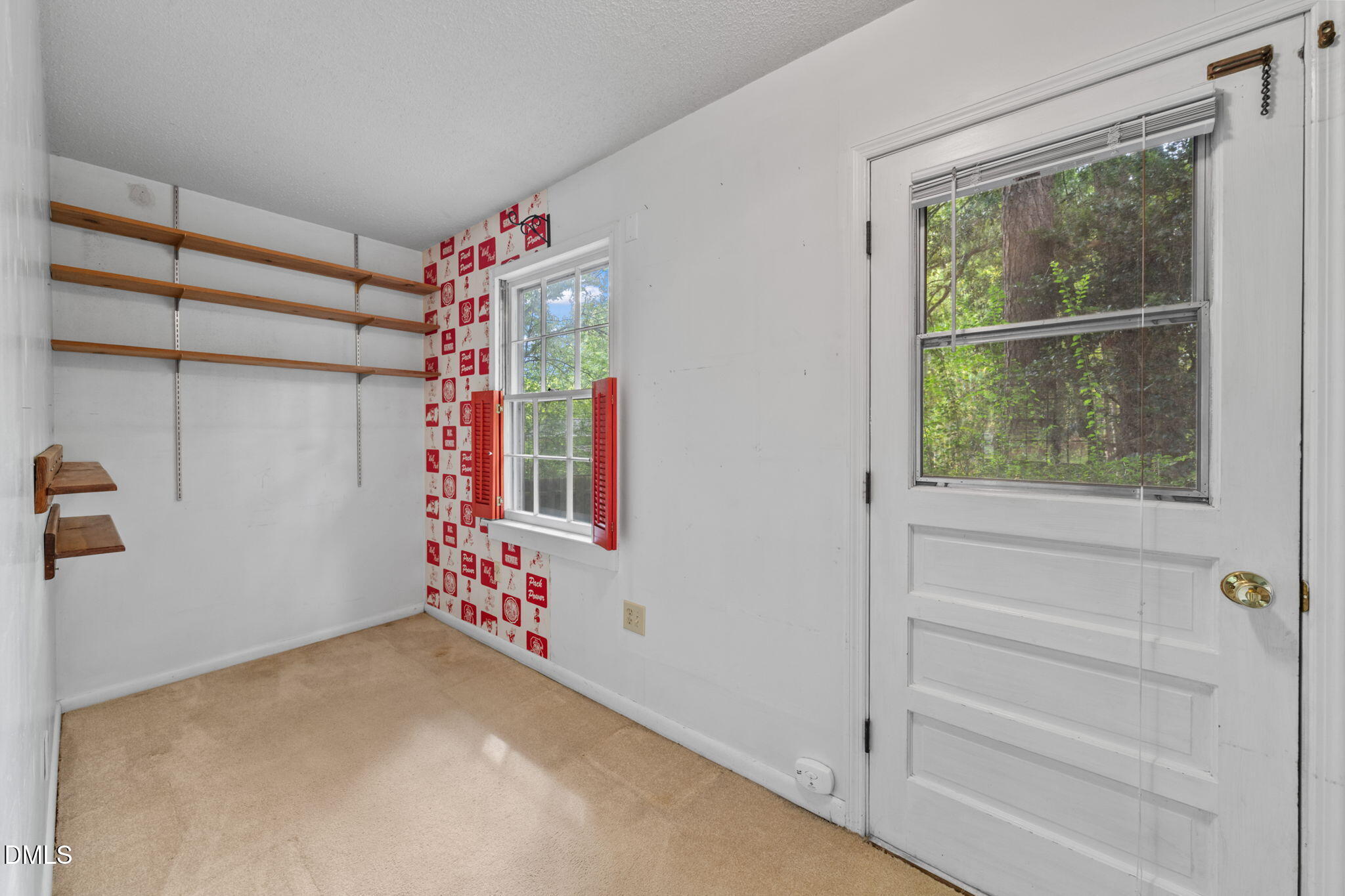 5701 Hayloft Circle Property Photo 14