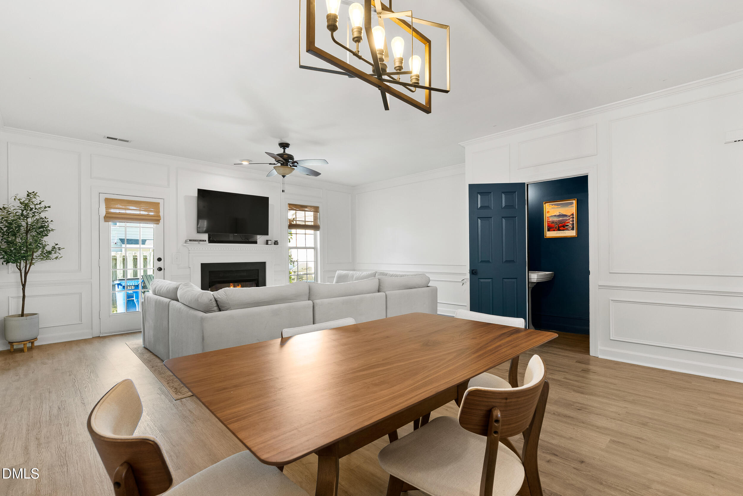 8707 Leeds Forest Lane Property Photo 14