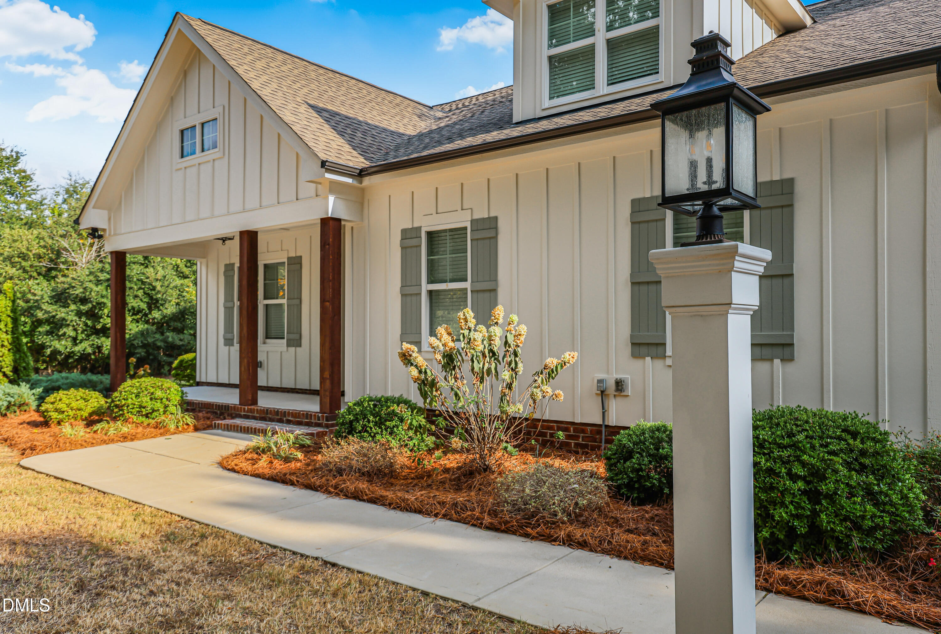 1504 Gregory Circle Property Photo 2
