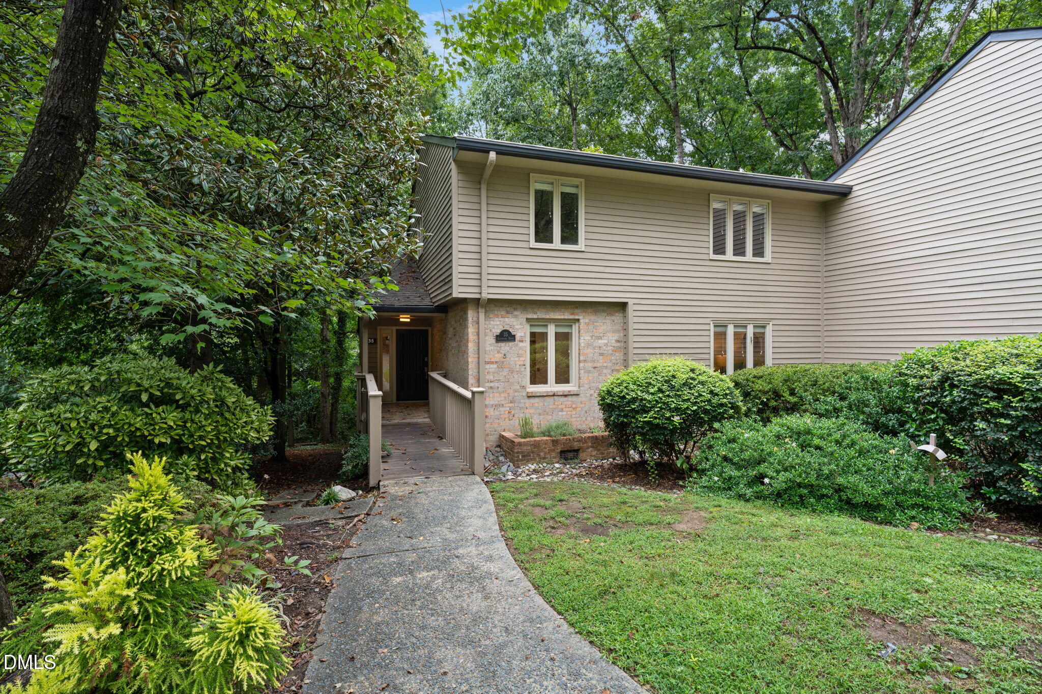 35 Glenmore Drive Property Photo 1