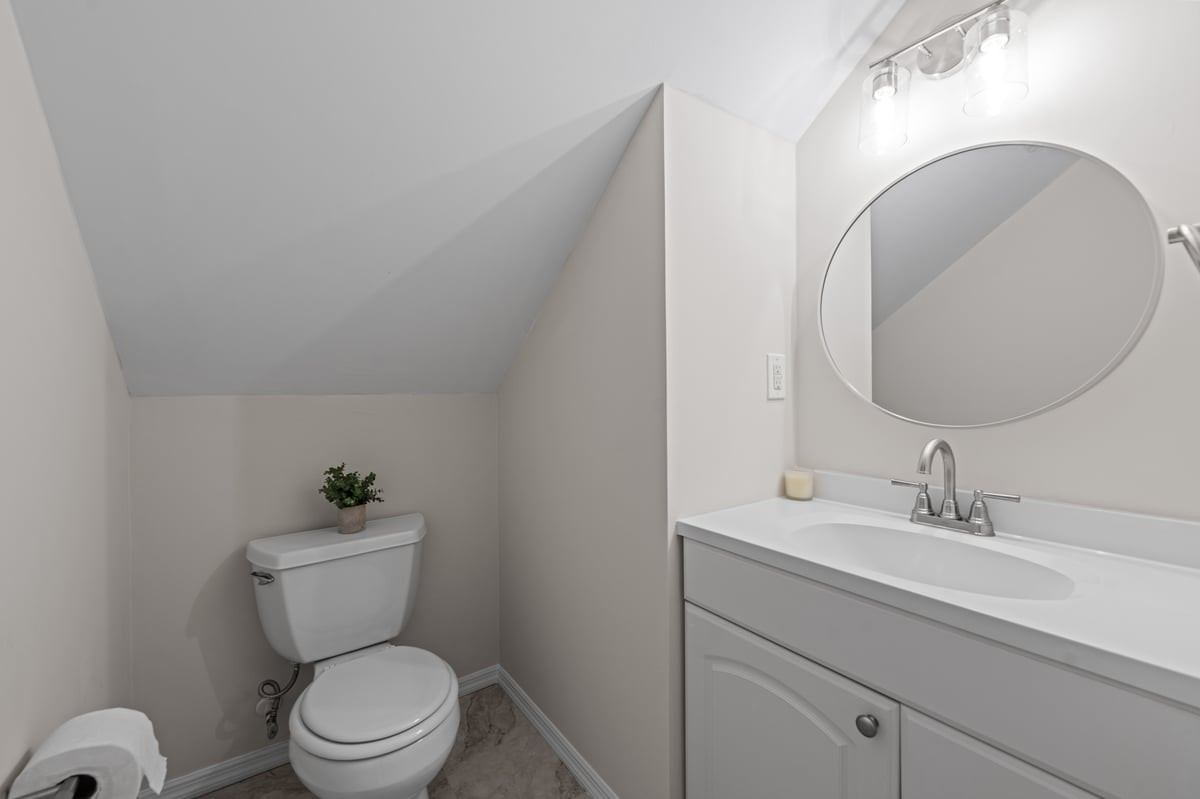 2221 Brisbayne Circle Property Photo 19