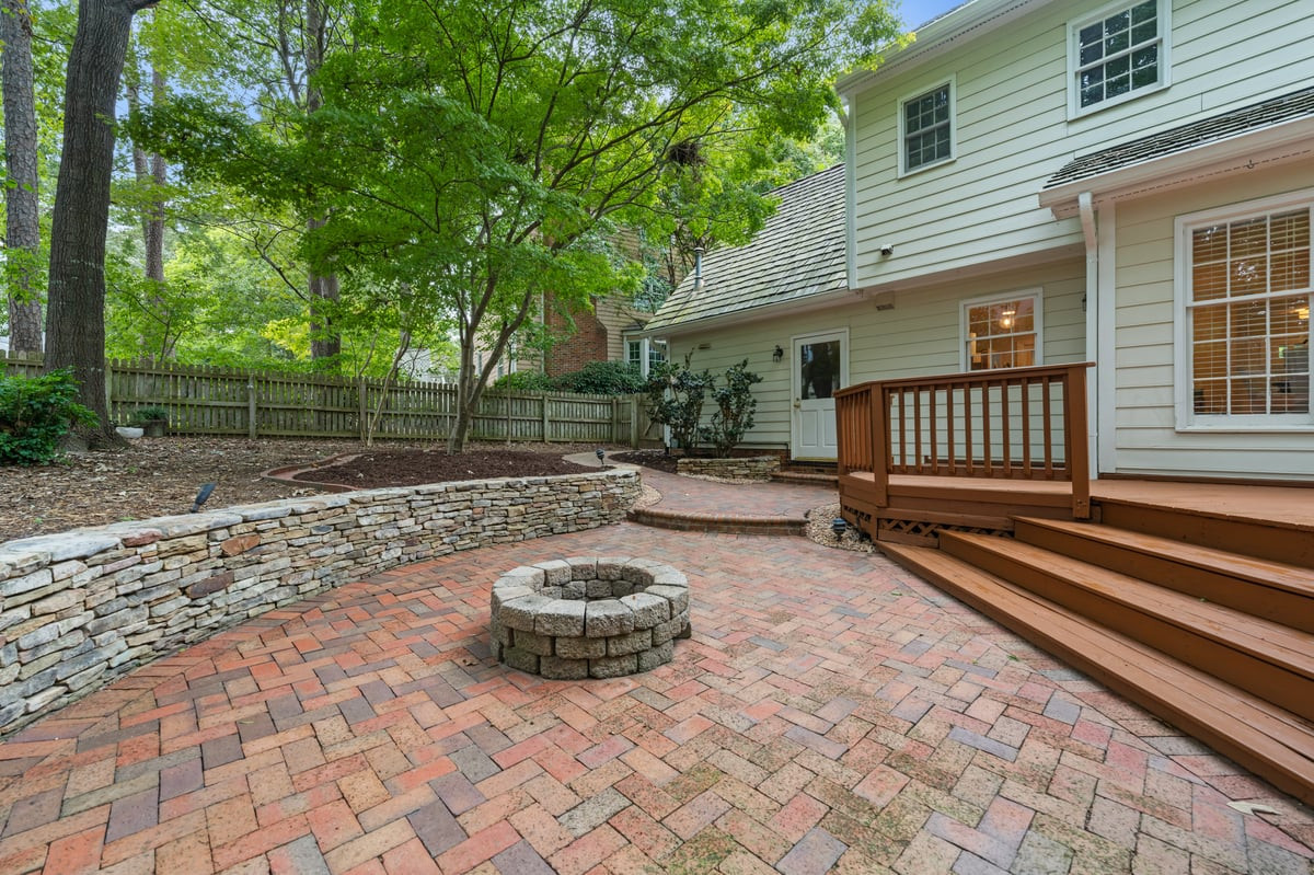 2221 Brisbayne Circle Property Photo 23