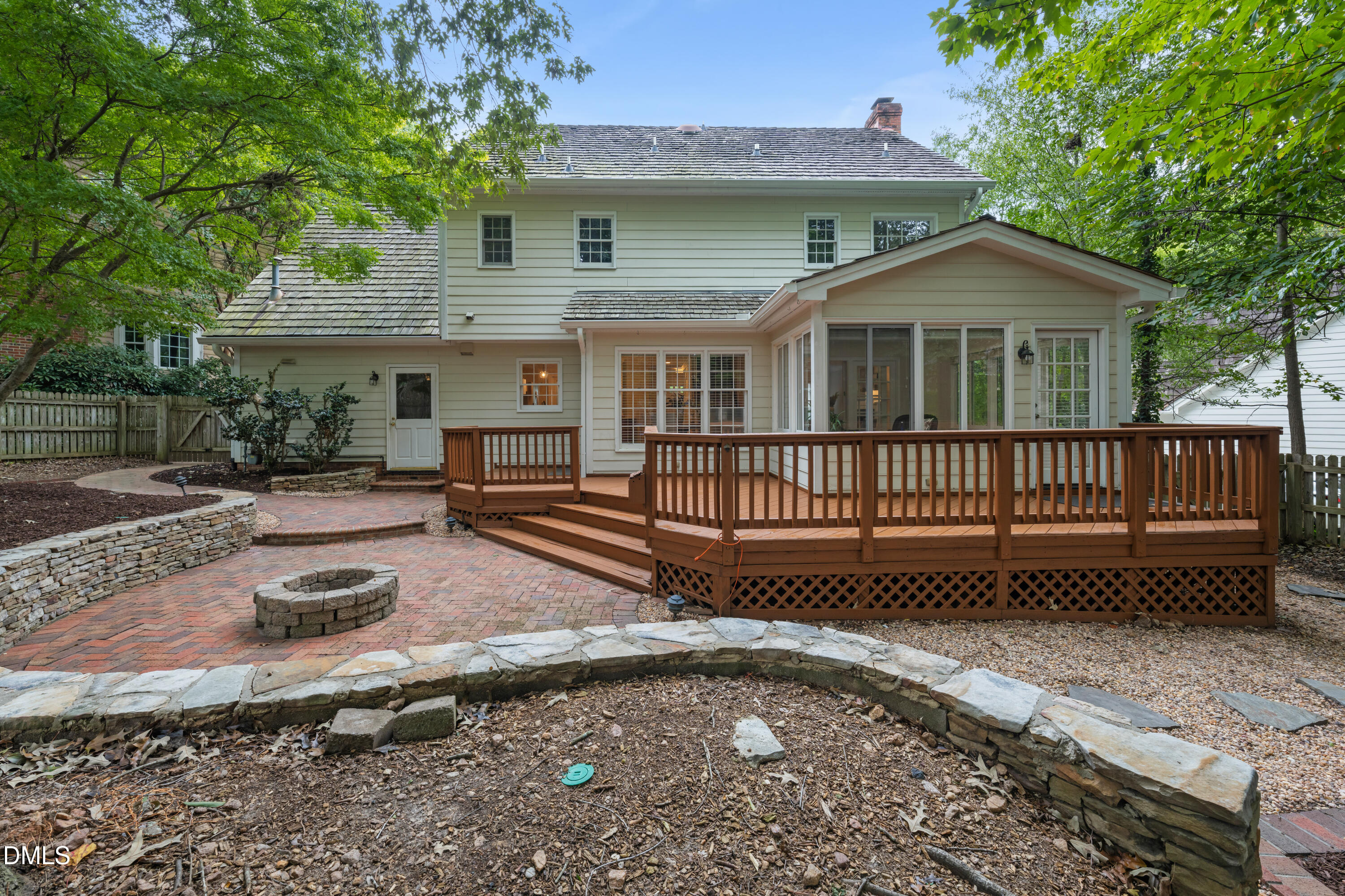 2221 Brisbayne Circle Property Photo 24