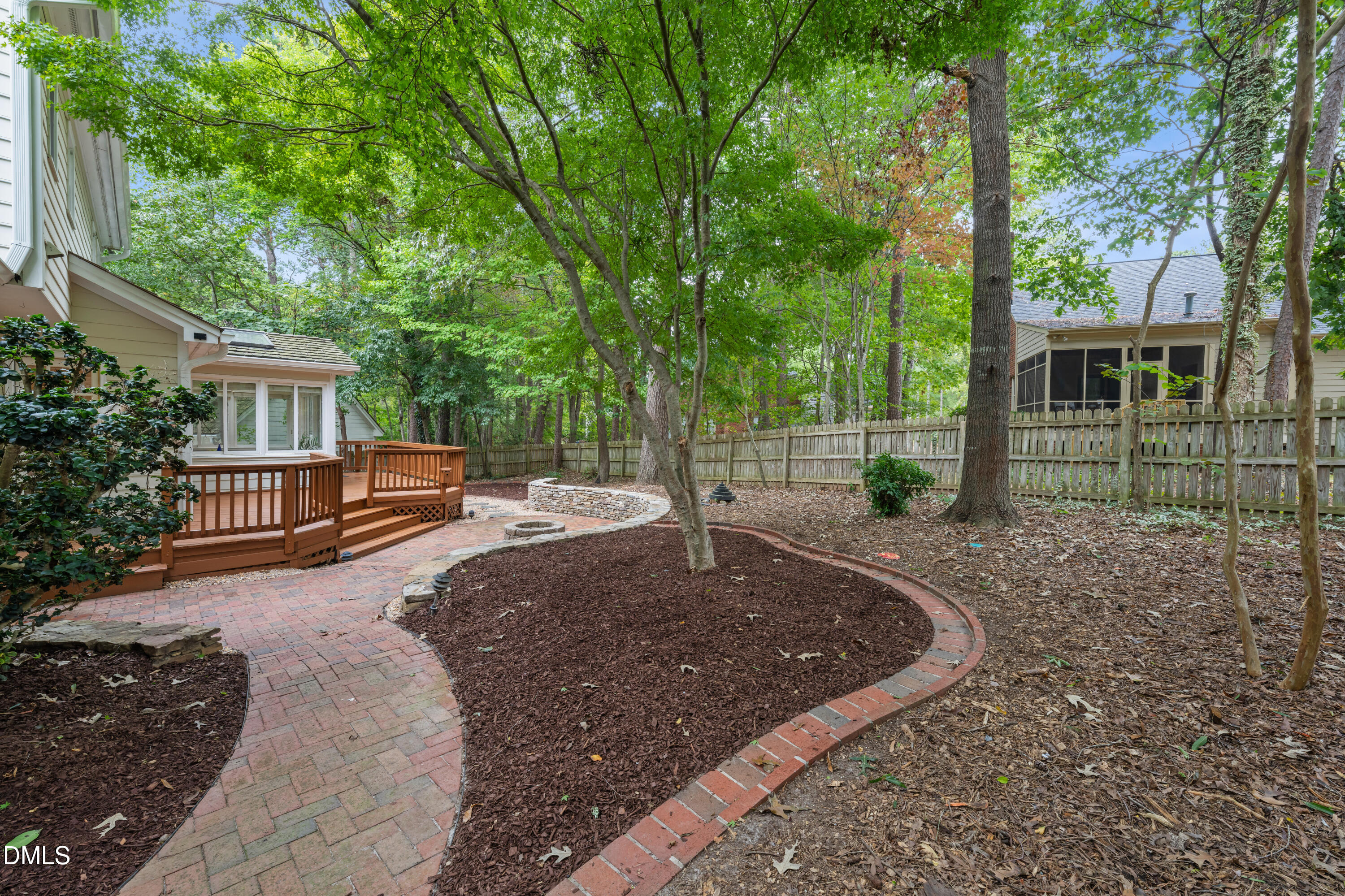 2221 Brisbayne Circle Property Photo 25
