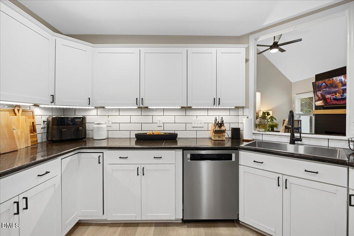 1248 Hillingdon Way Property Photo 17