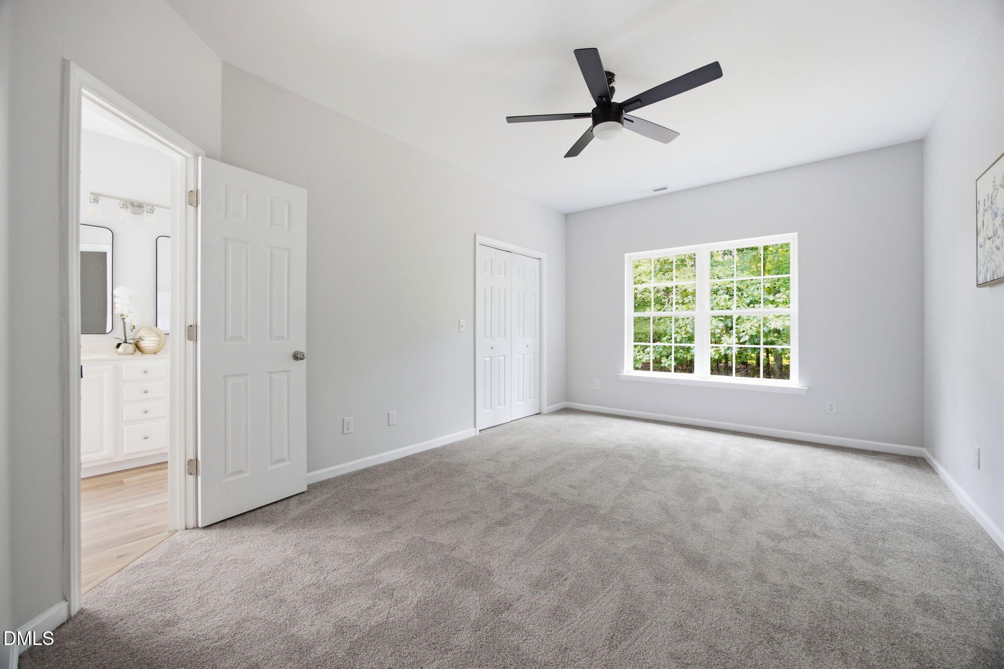 6011 Solitude Way Property Photo 9