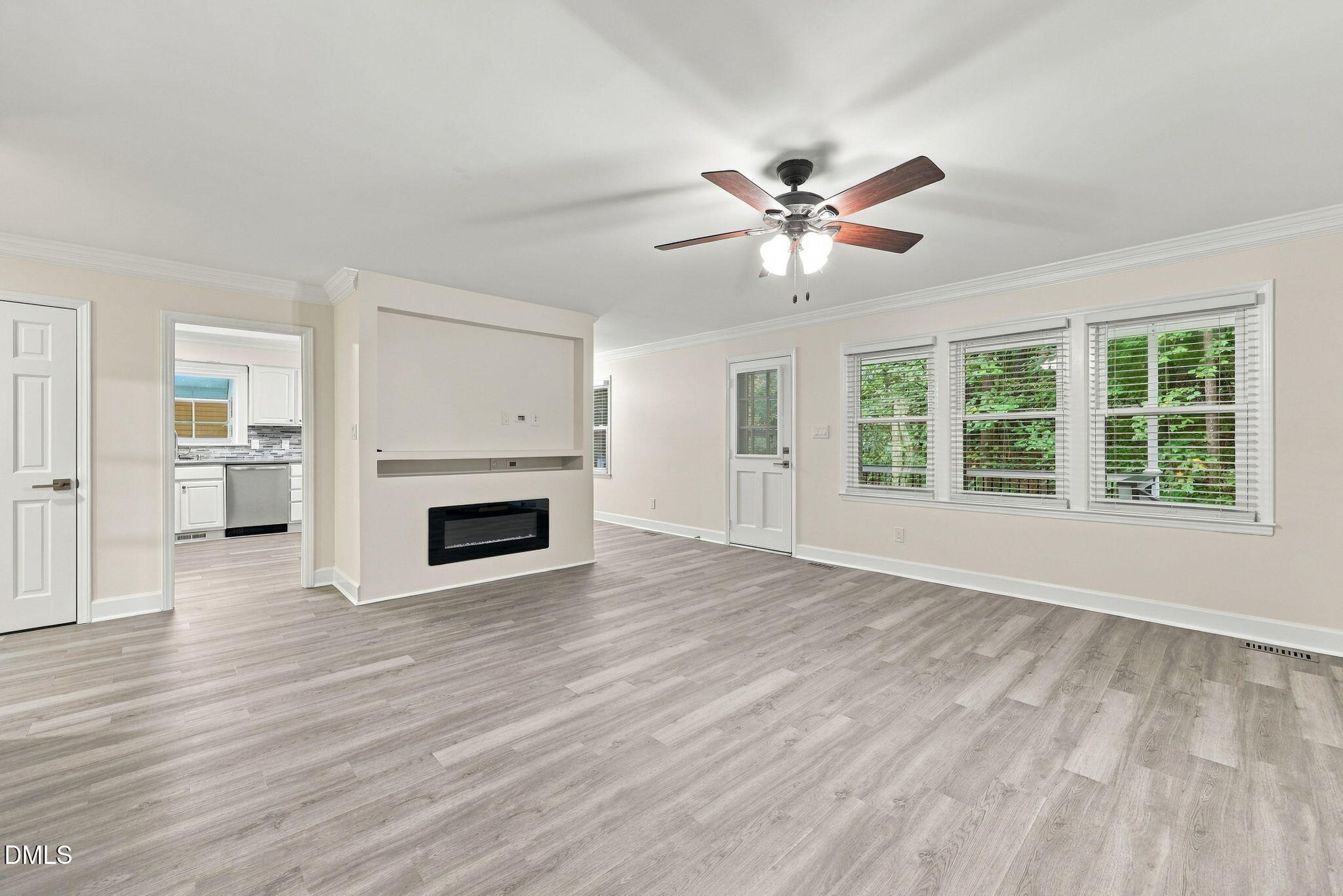 221 Heidinger Drive Property Photo 10