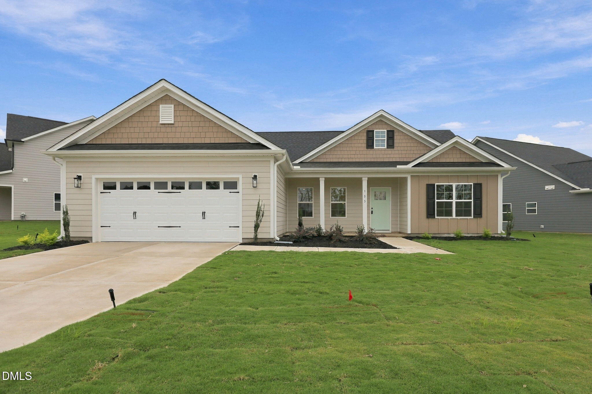 135 Grinnell Loop Property Photo 2