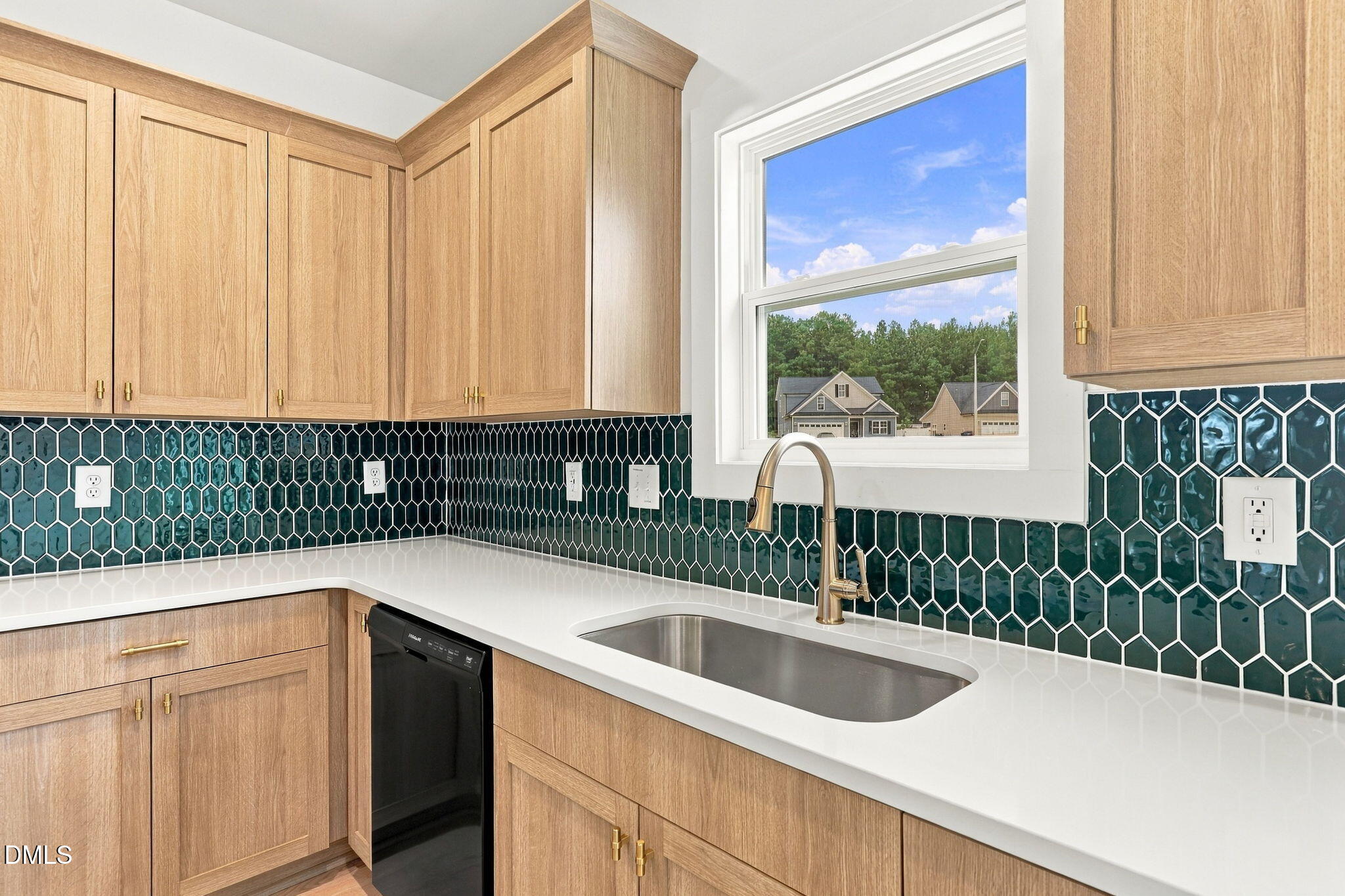 135 Grinnell Loop Property Photo 14