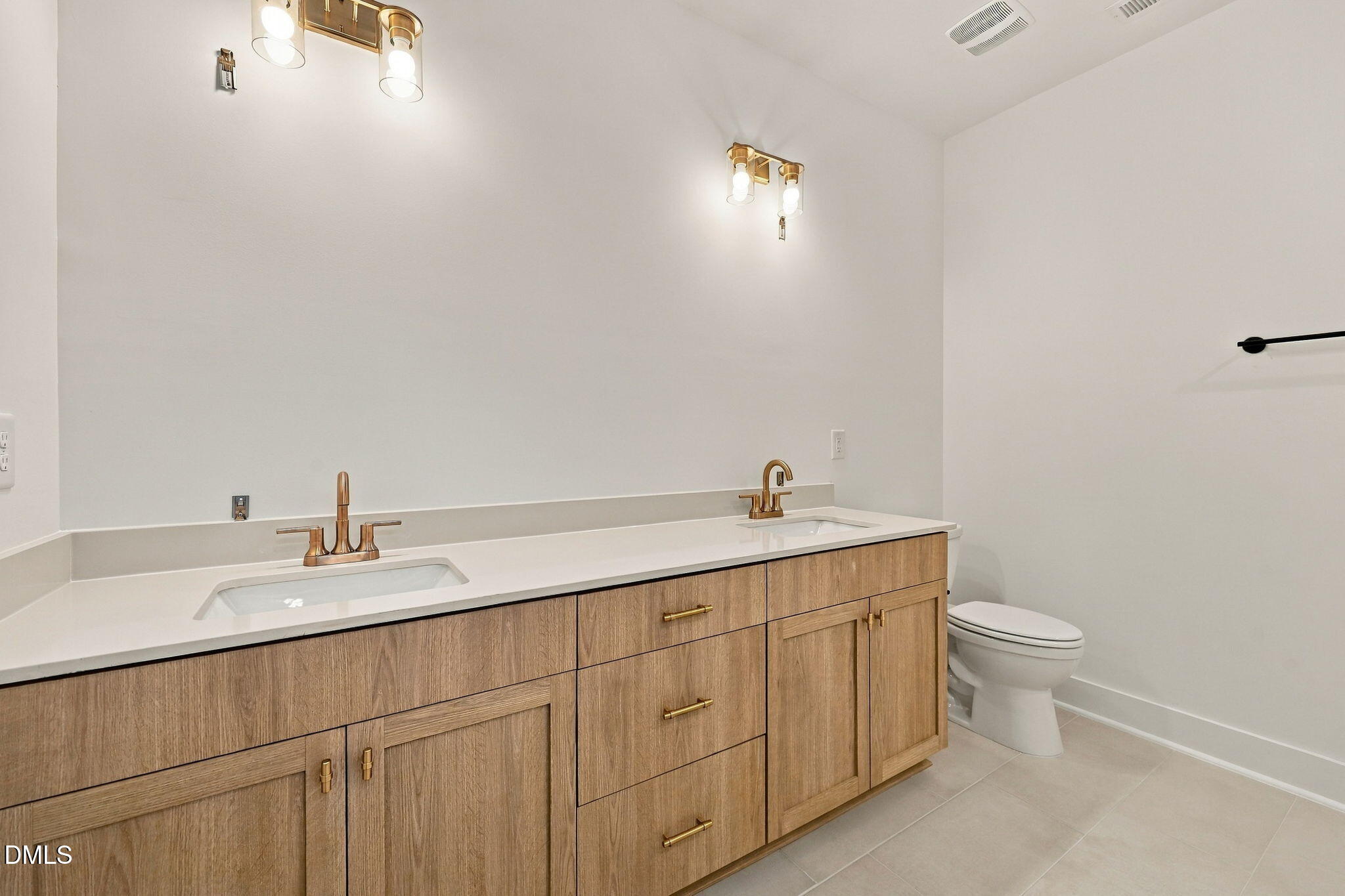 135 Grinnell Loop Property Photo 28