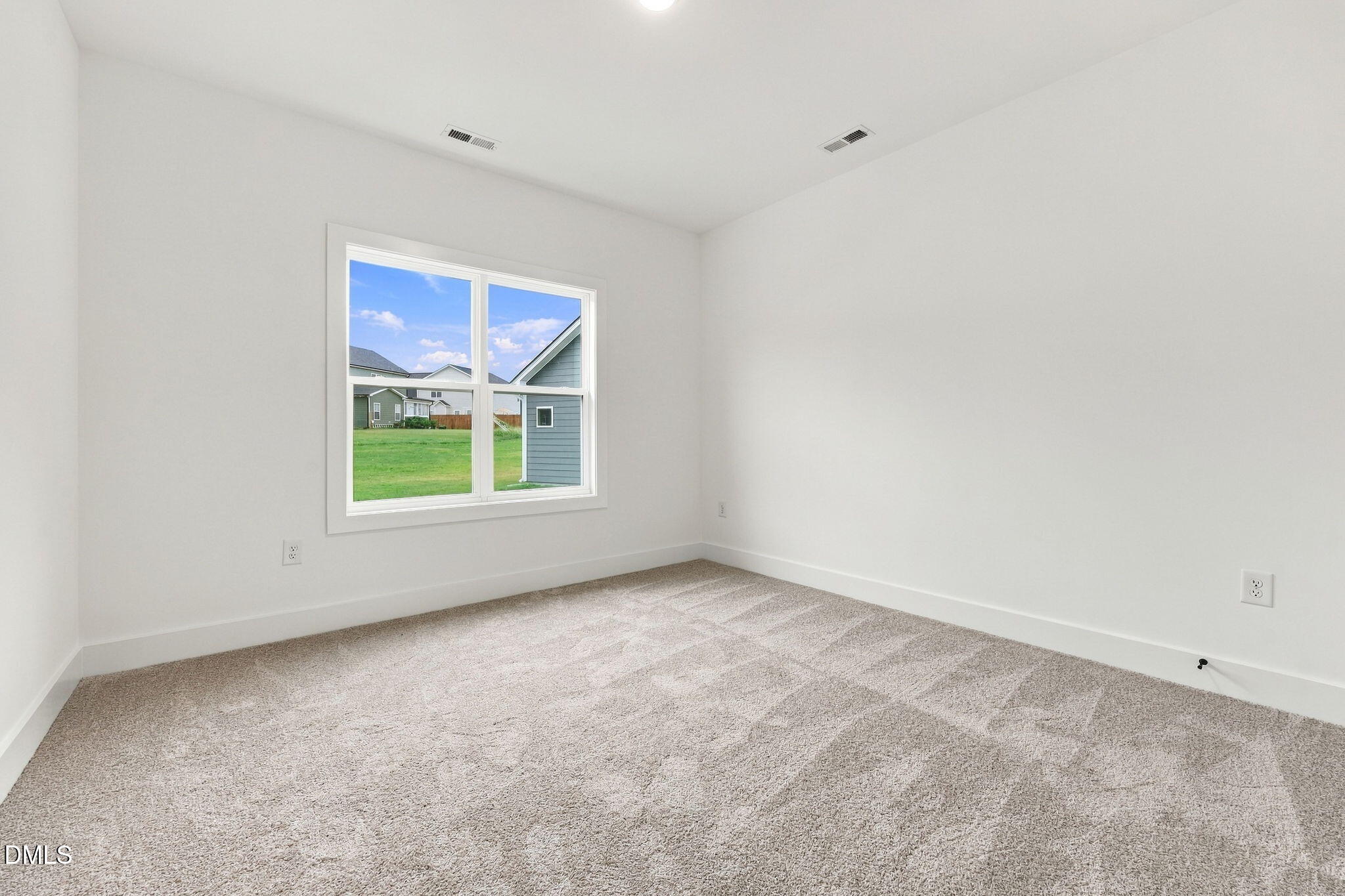 135 Grinnell Loop Property Photo 33