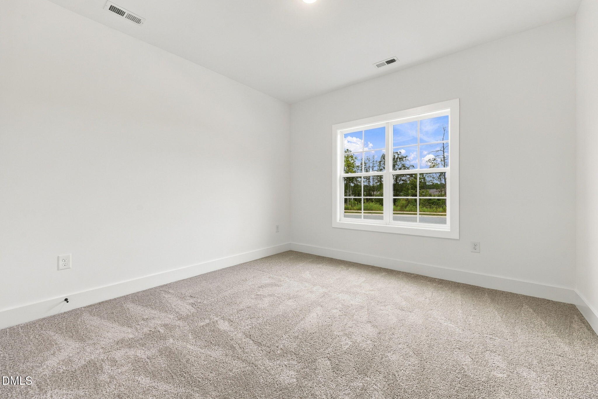 135 Grinnell Loop Property Photo 38