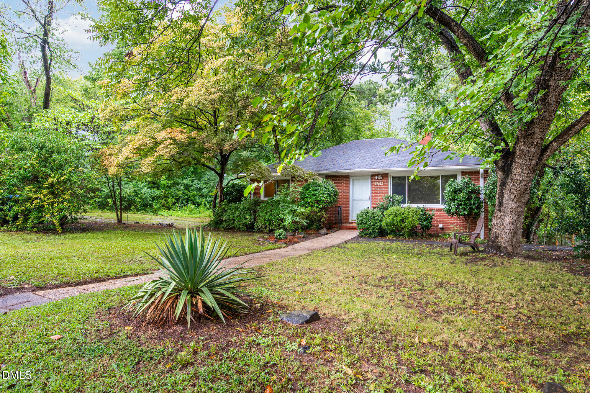 1712 Bivins Street Property Photo 1