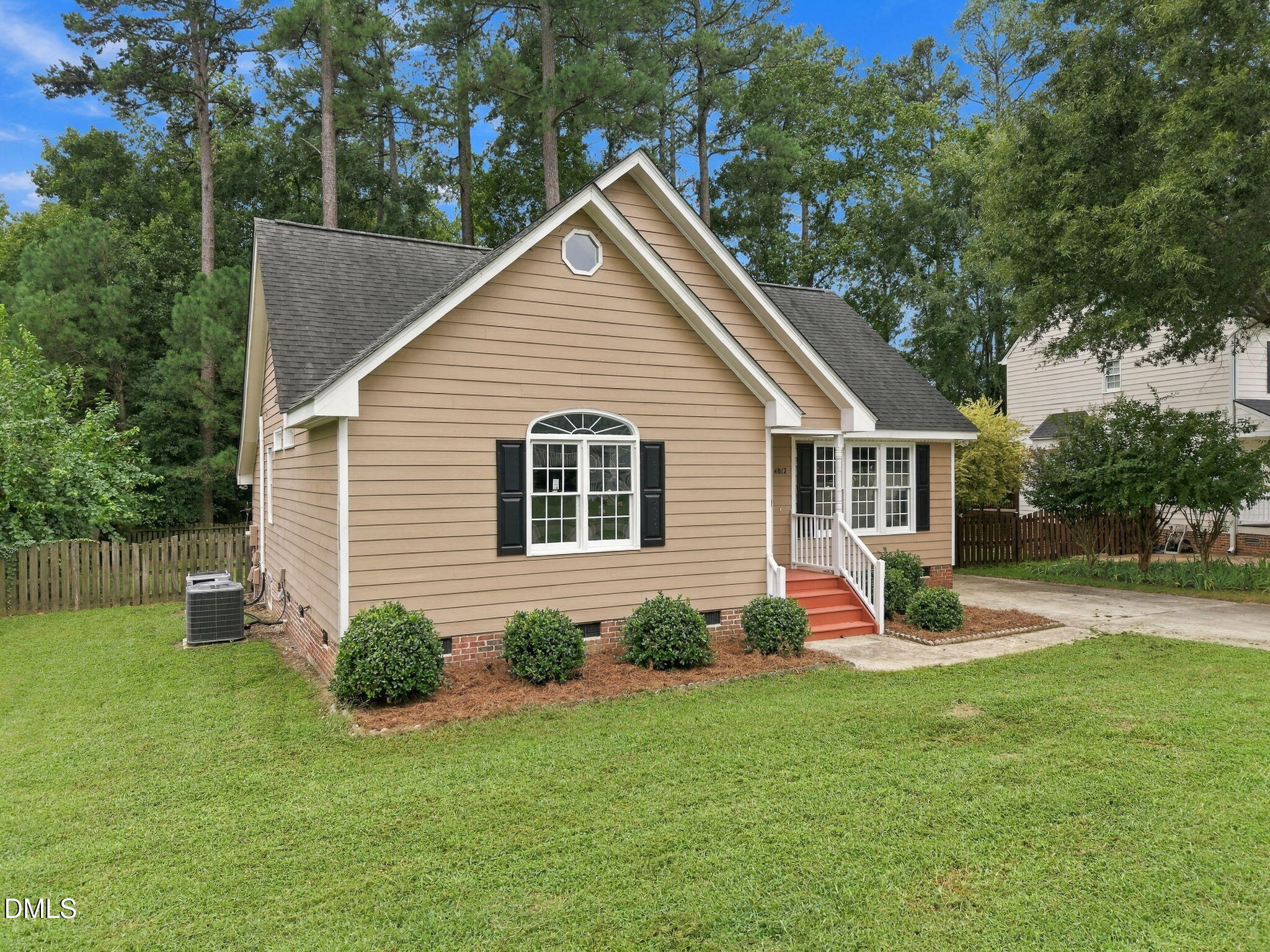 4812 Mimetree Court Property Photo 3