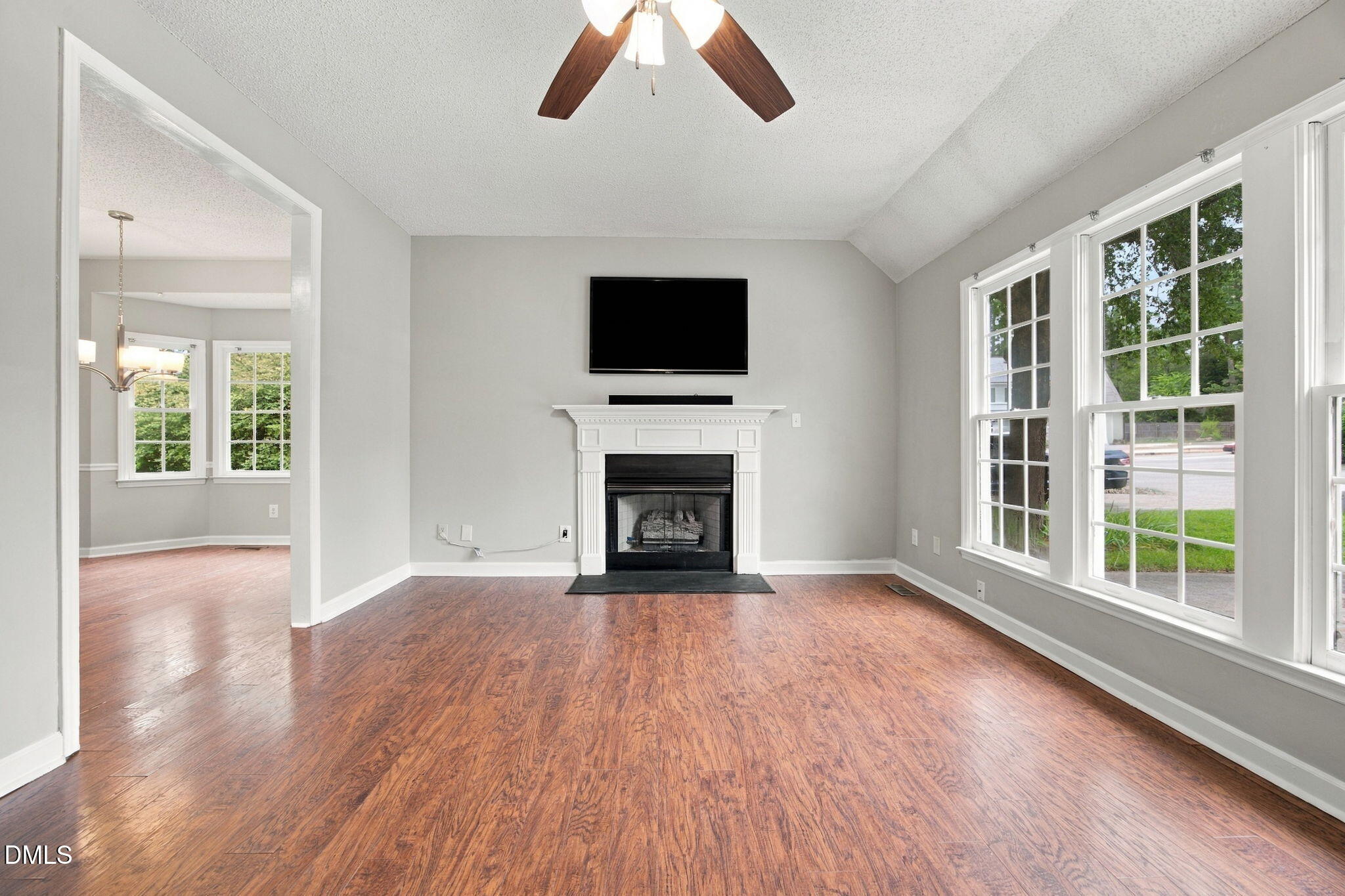 4812 Mimetree Court Property Photo 8