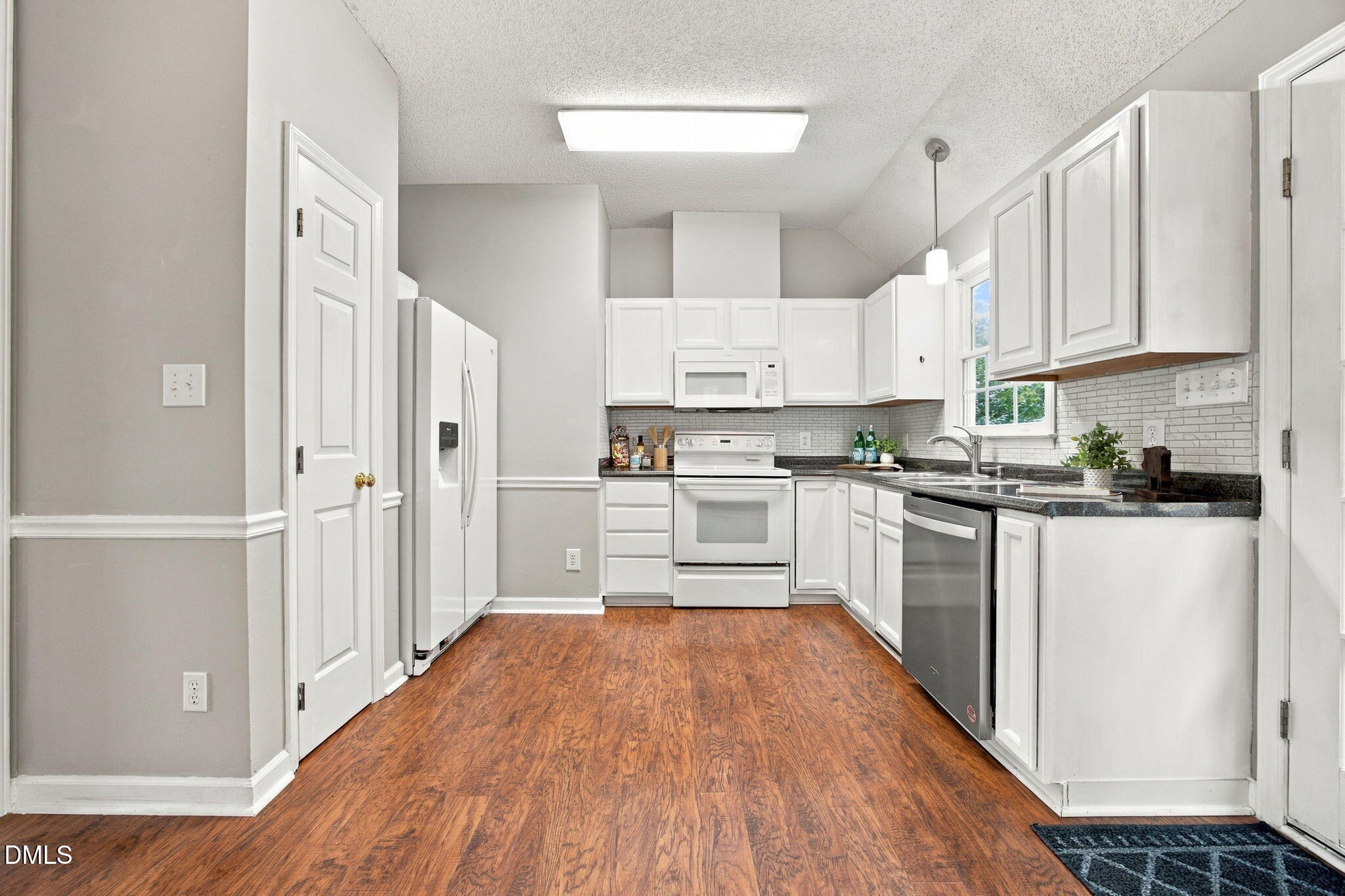 4812 Mimetree Court Property Photo 11