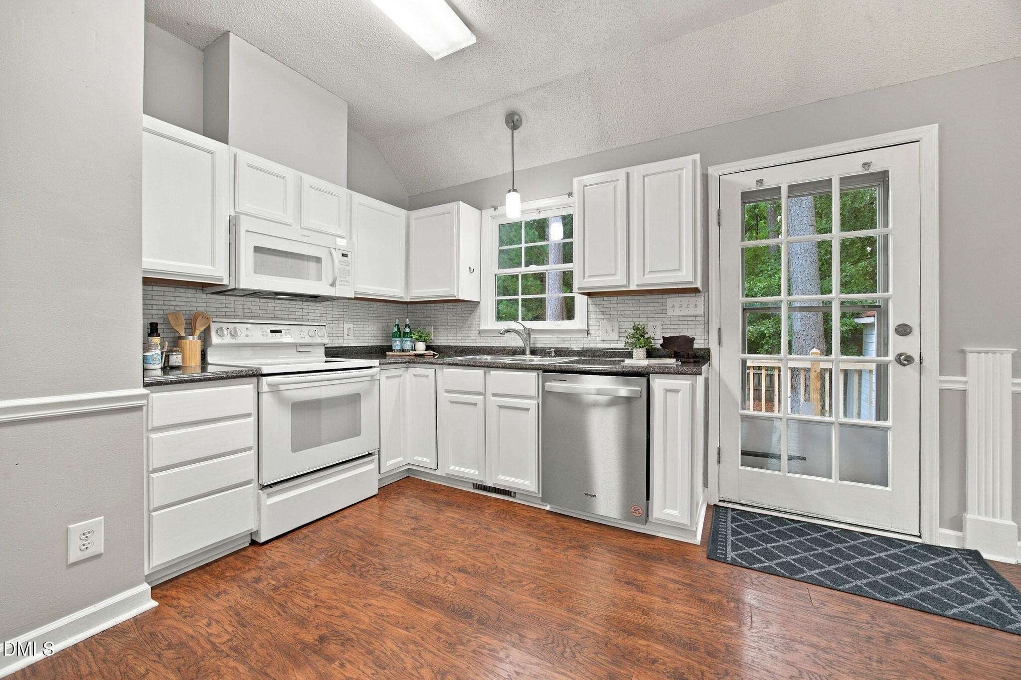 4812 Mimetree Court Property Photo 13