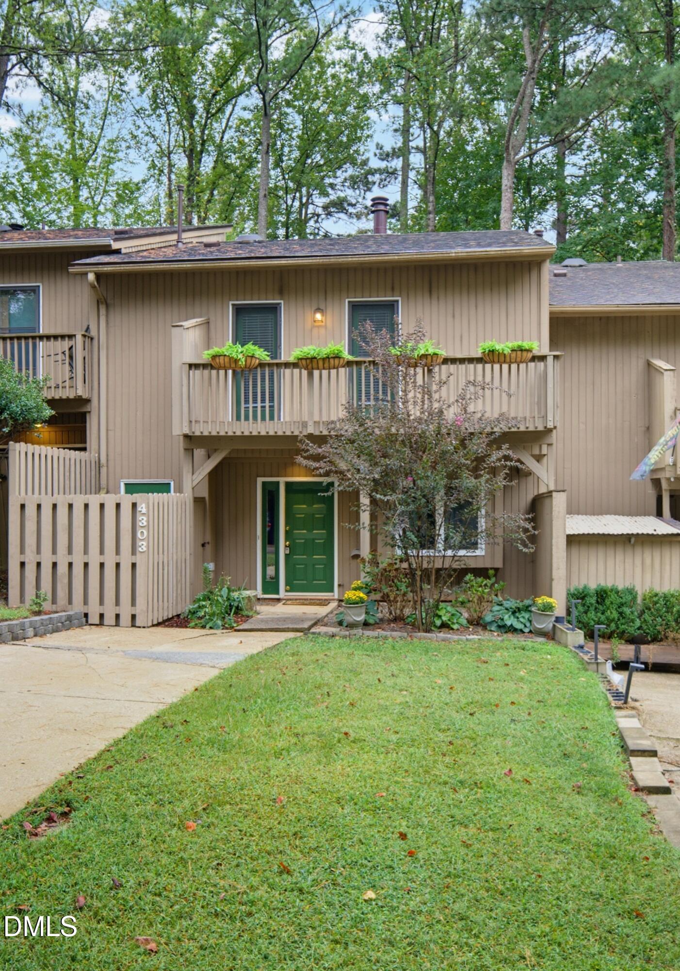 4303 Sunbelt Place Property Photo 1