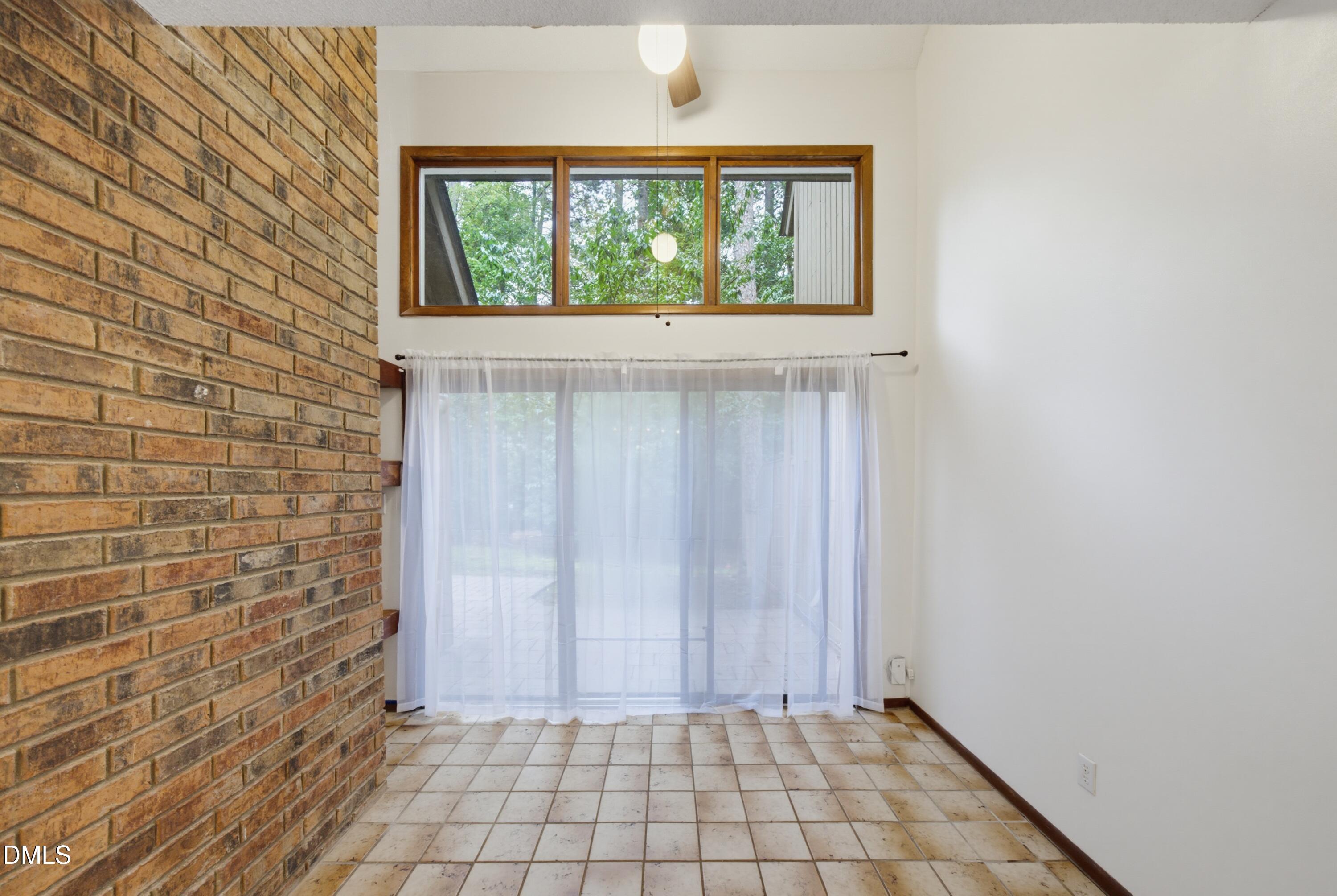 4303 Sunbelt Place Property Photo 10