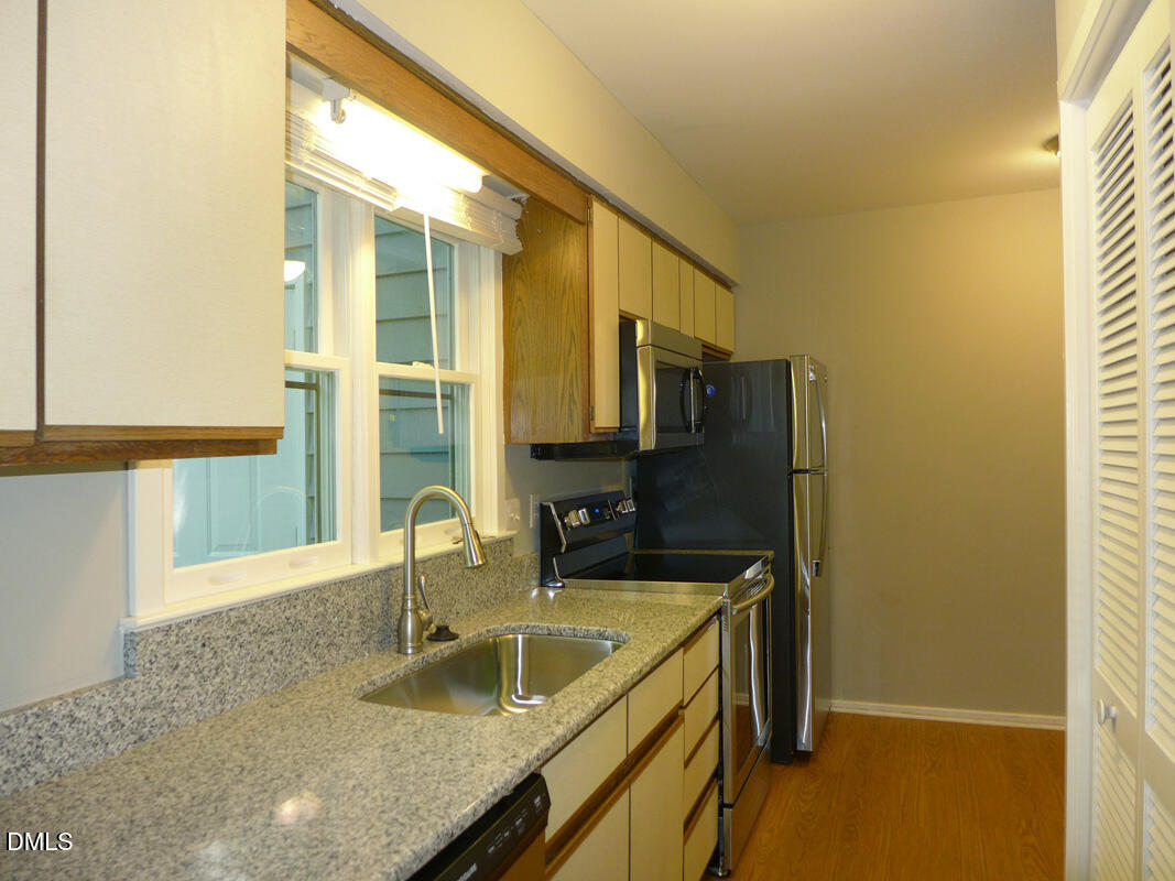 118 Lantern Way Property Photo 4