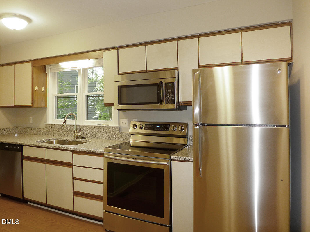118 Lantern Way Property Photo 5