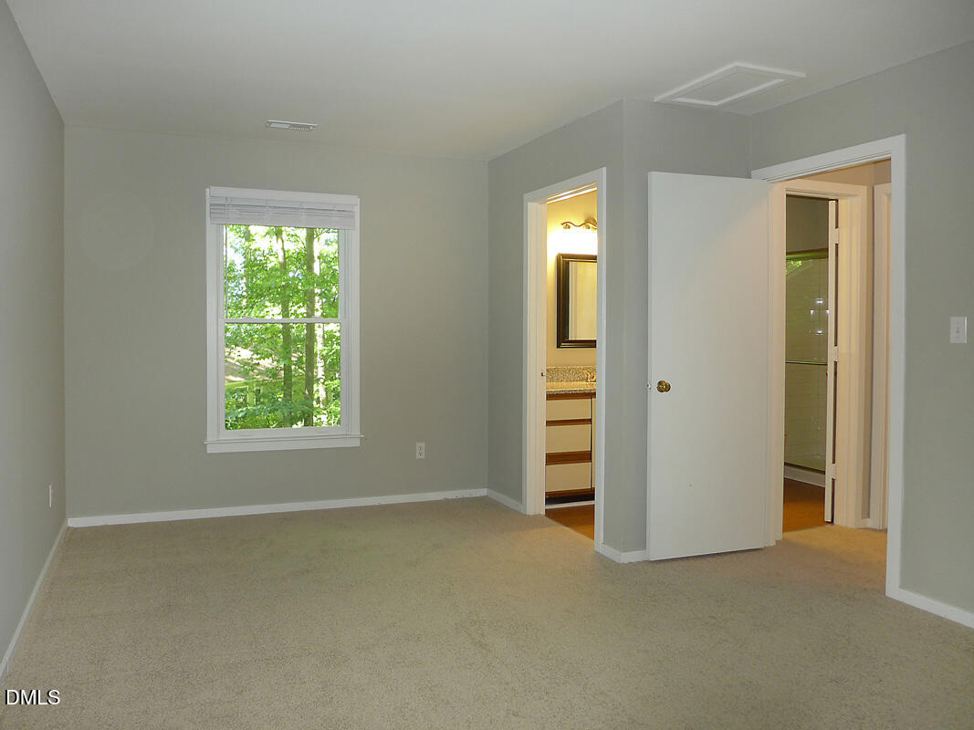 118 Lantern Way Property Photo 9