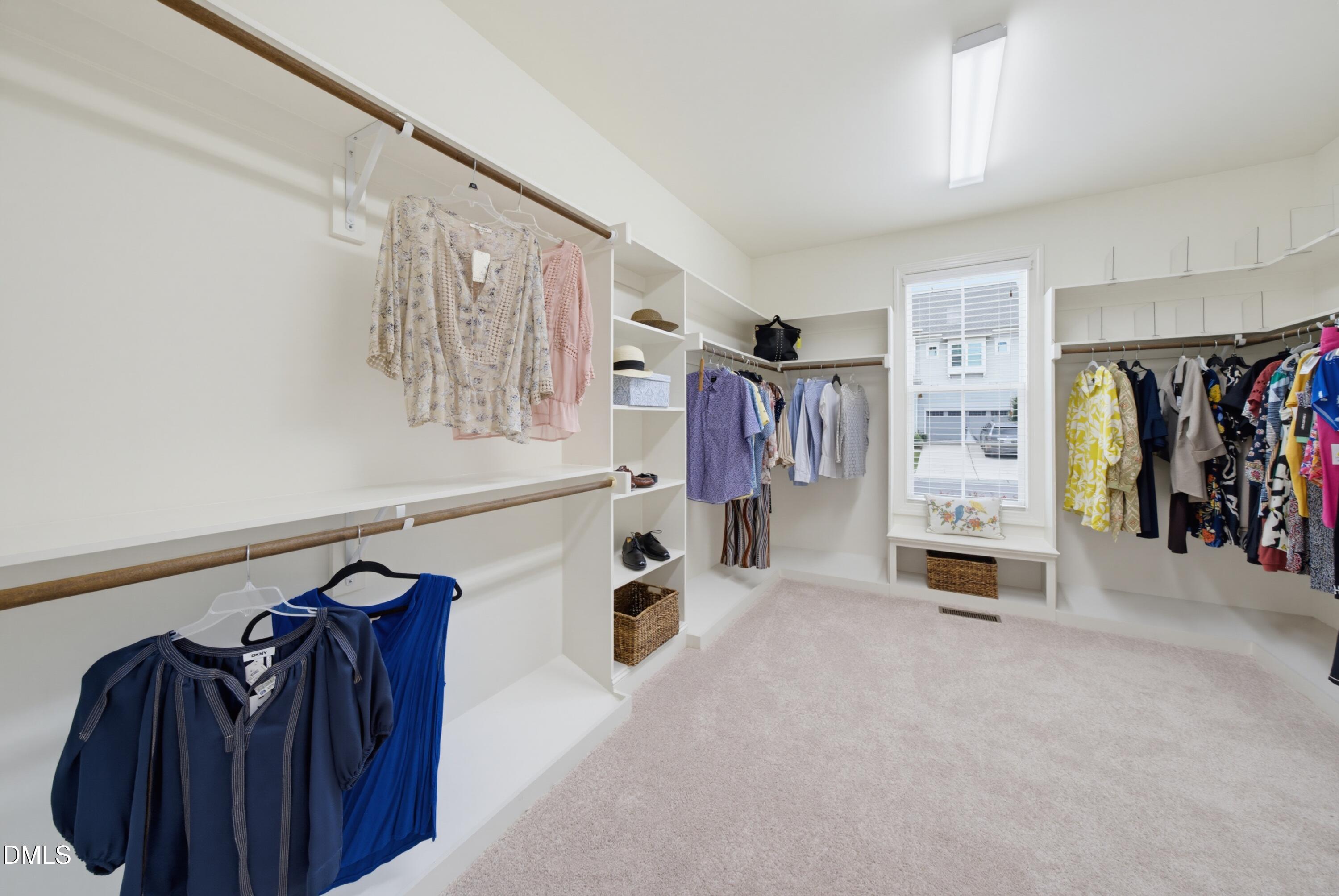 1101 Woodland Grove Way Property Photo 23