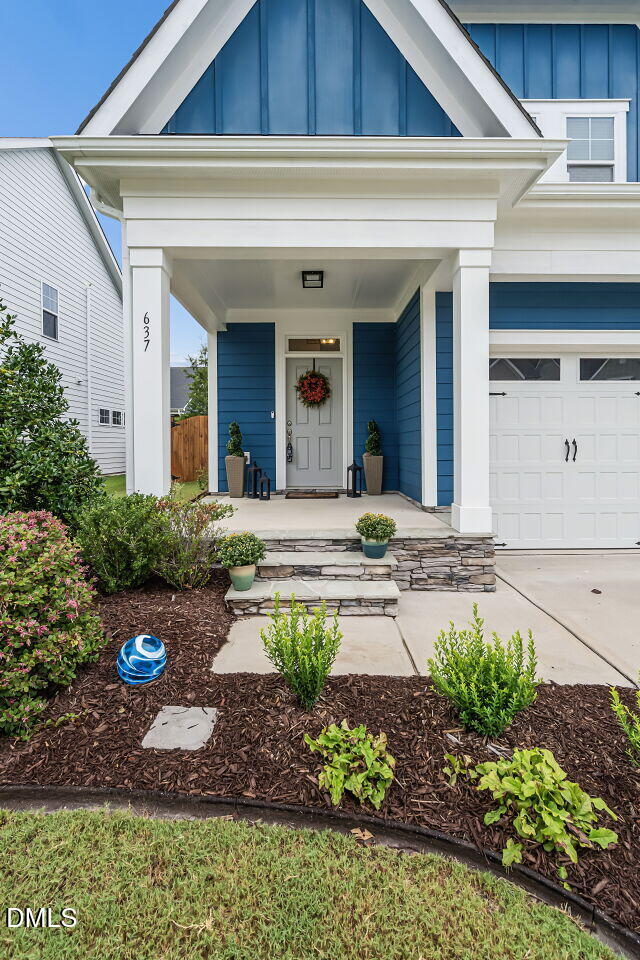 637 Future Islands Way Property Photo 3