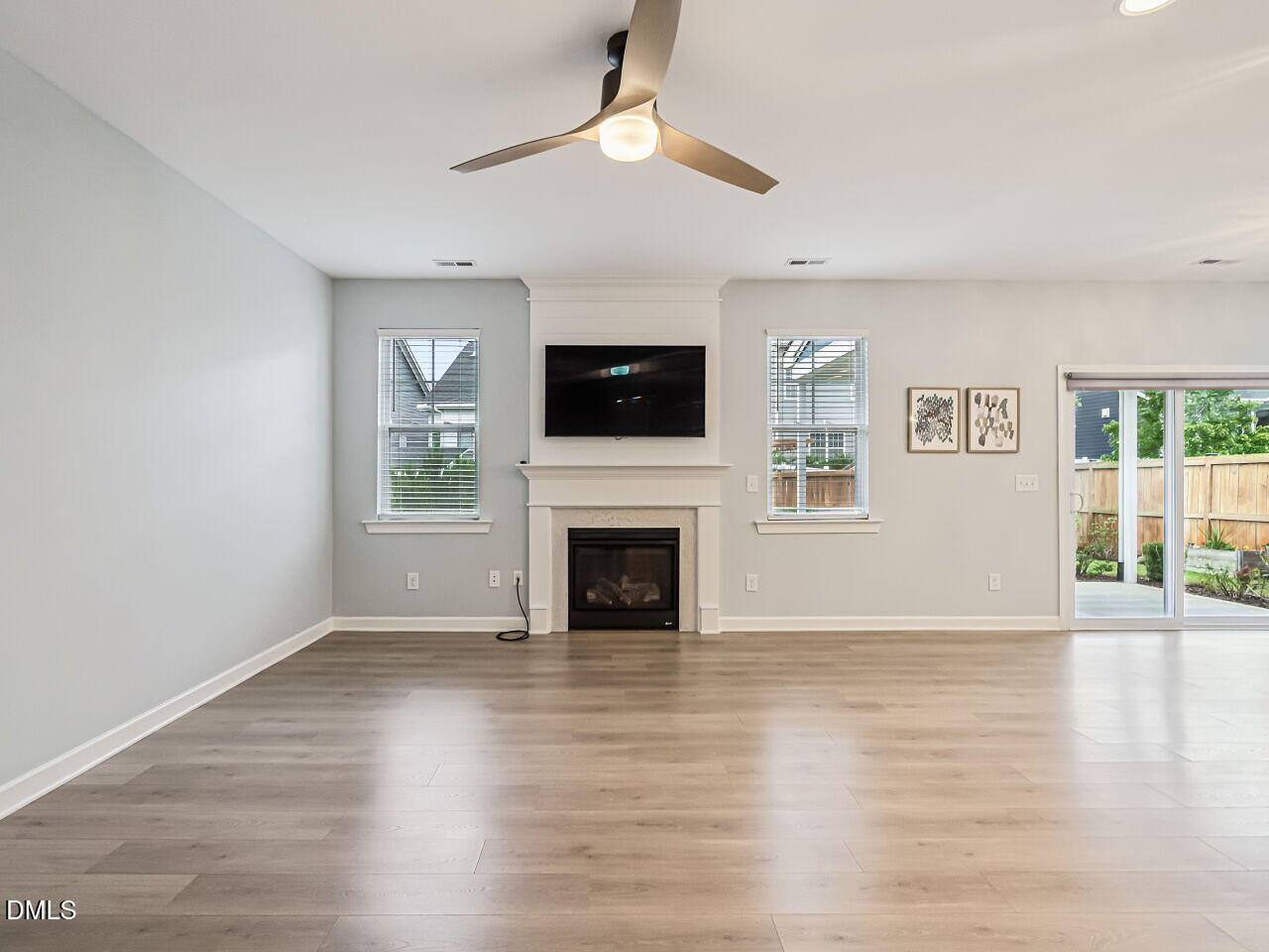 637 Future Islands Way Property Photo 9