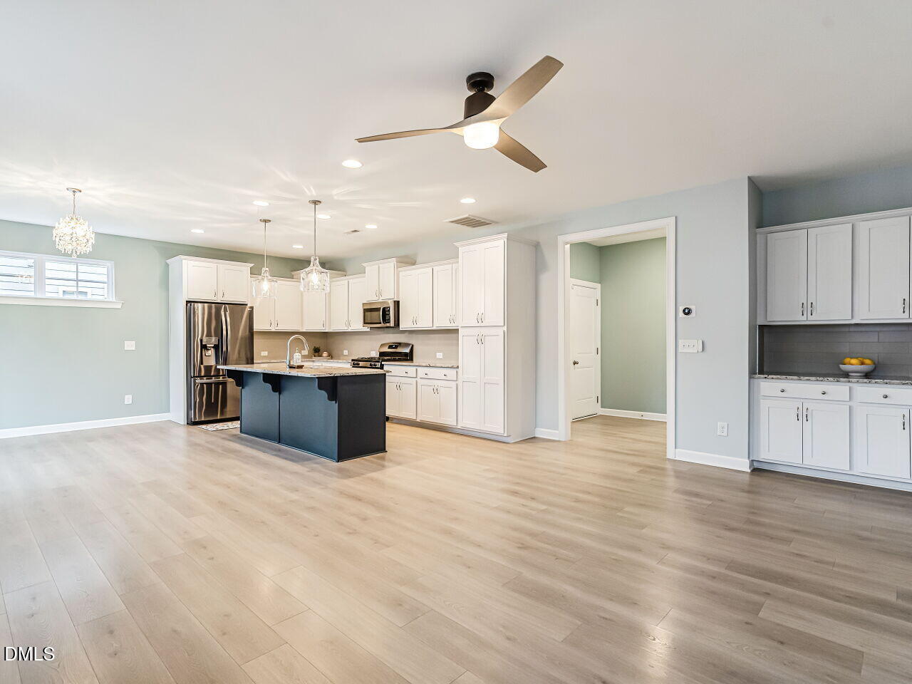 637 Future Islands Way Property Photo 11