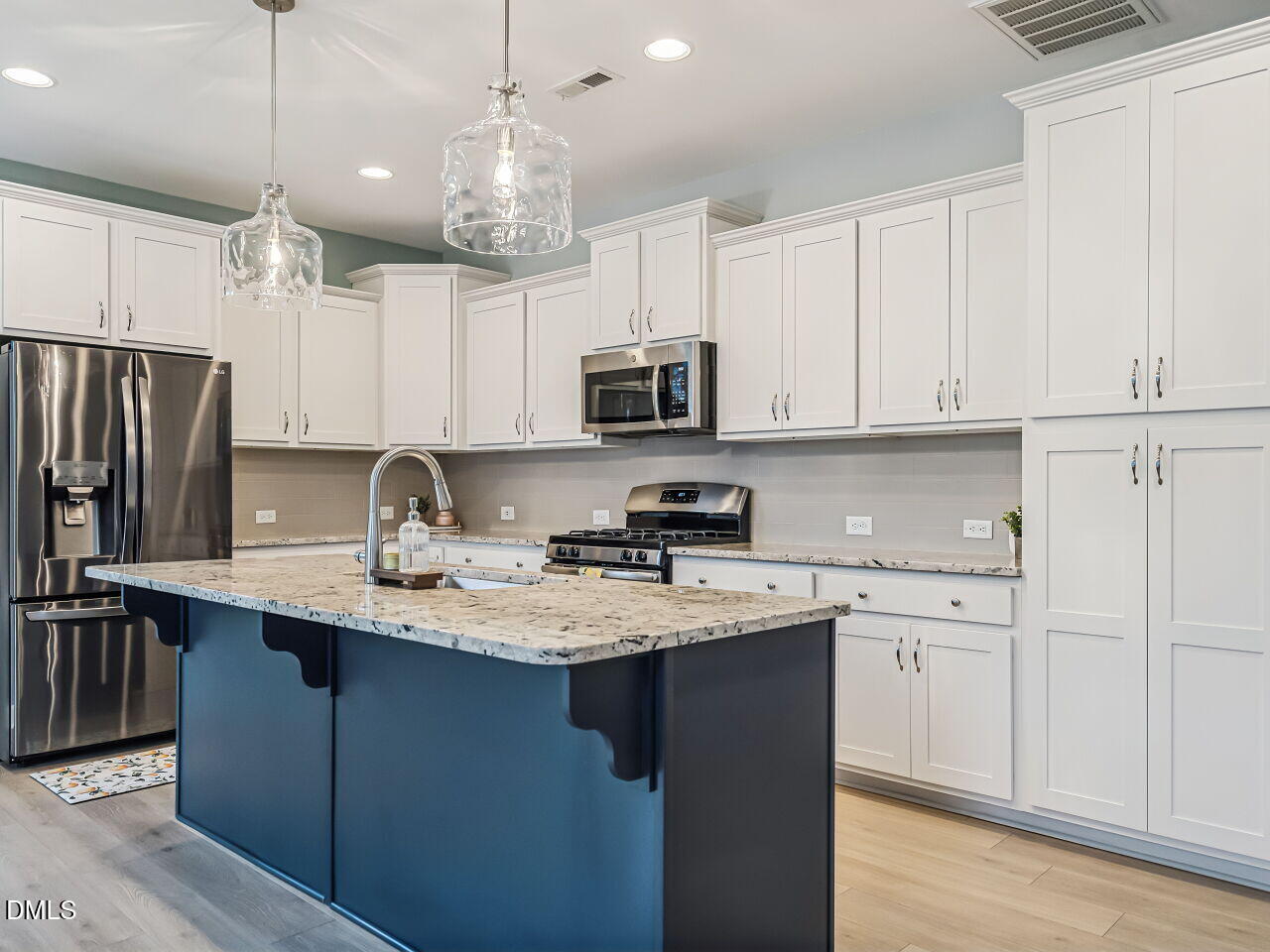 637 Future Islands Way Property Photo 15